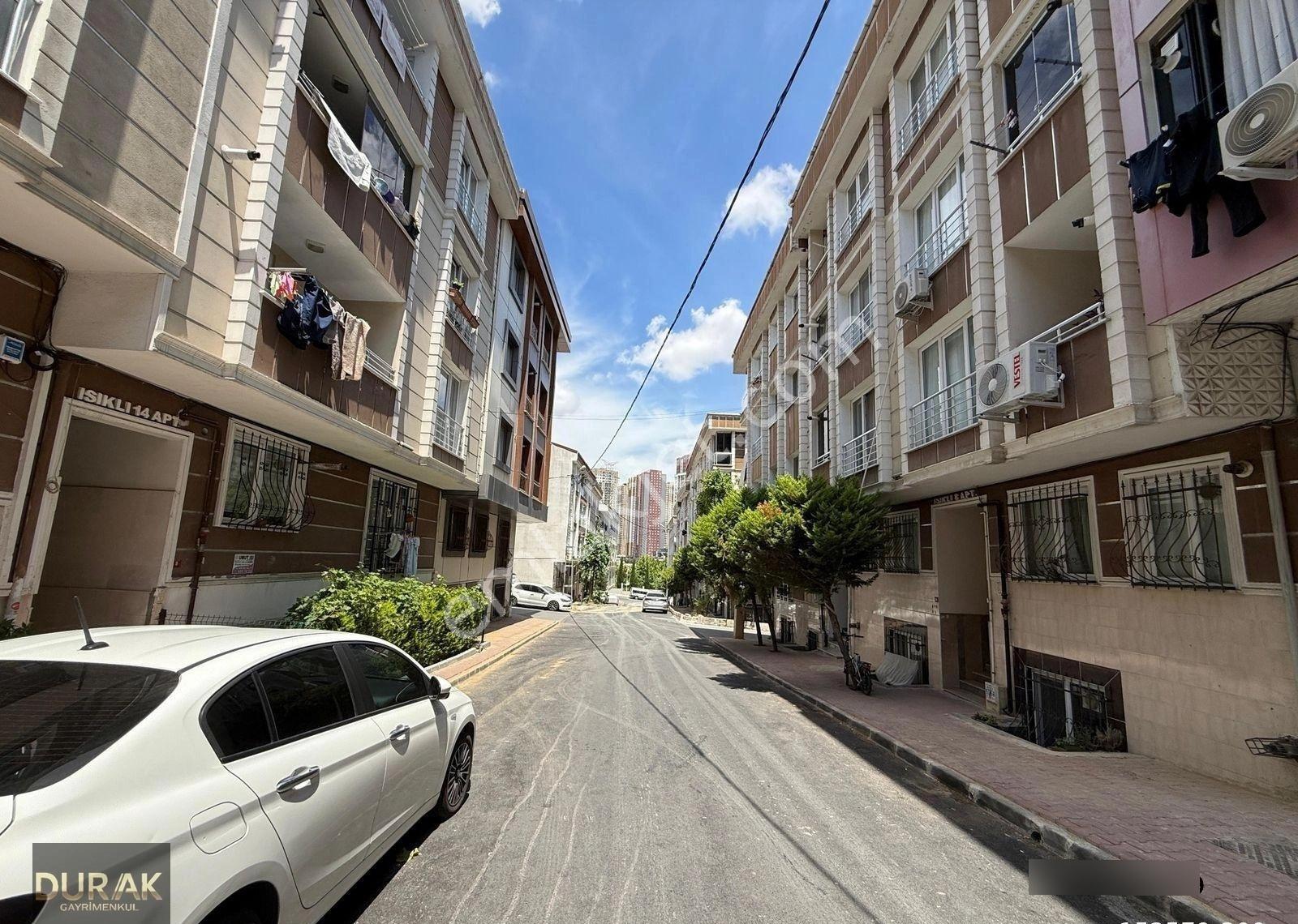 Güzelyurt Mah'de Metrobüse Yakın 1+1 V.i.p Tasarım Bahçeli Daire - Görsel 18