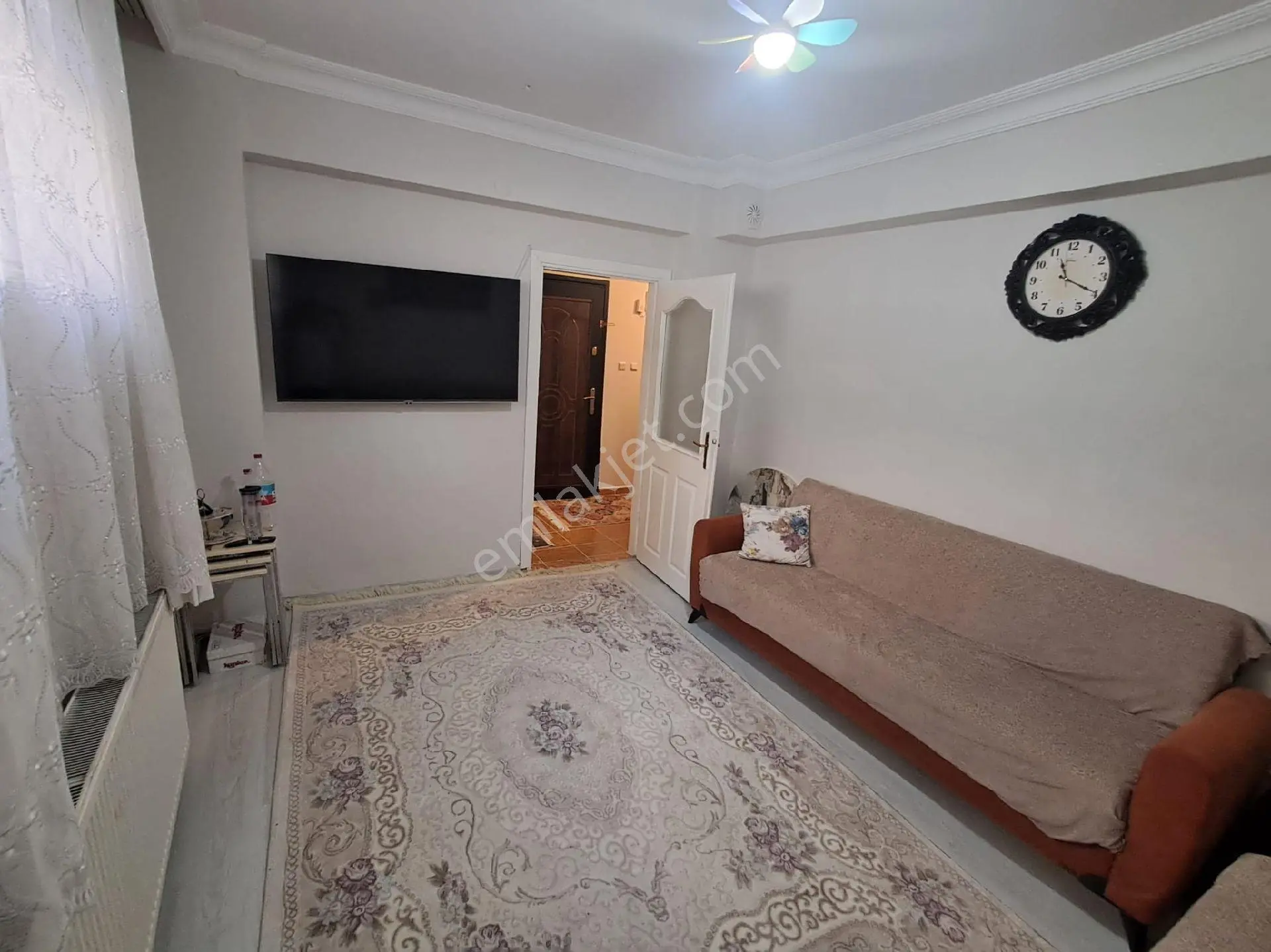 Bağcılar Göztepe Mah. Satılık 2+1 Bahçekatı Daire - Görsel 2