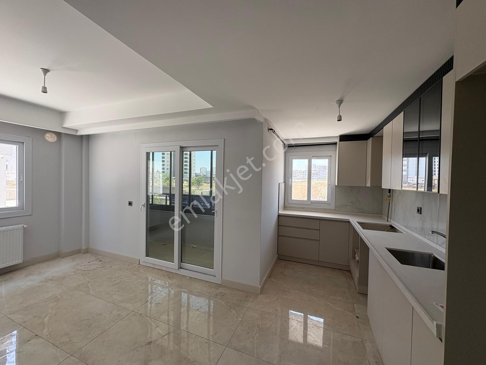 Thor'dan Baraj Yolunda Sıfır Bina| Yüksek Giriş 2+1kiralık Daire - Görsel 2