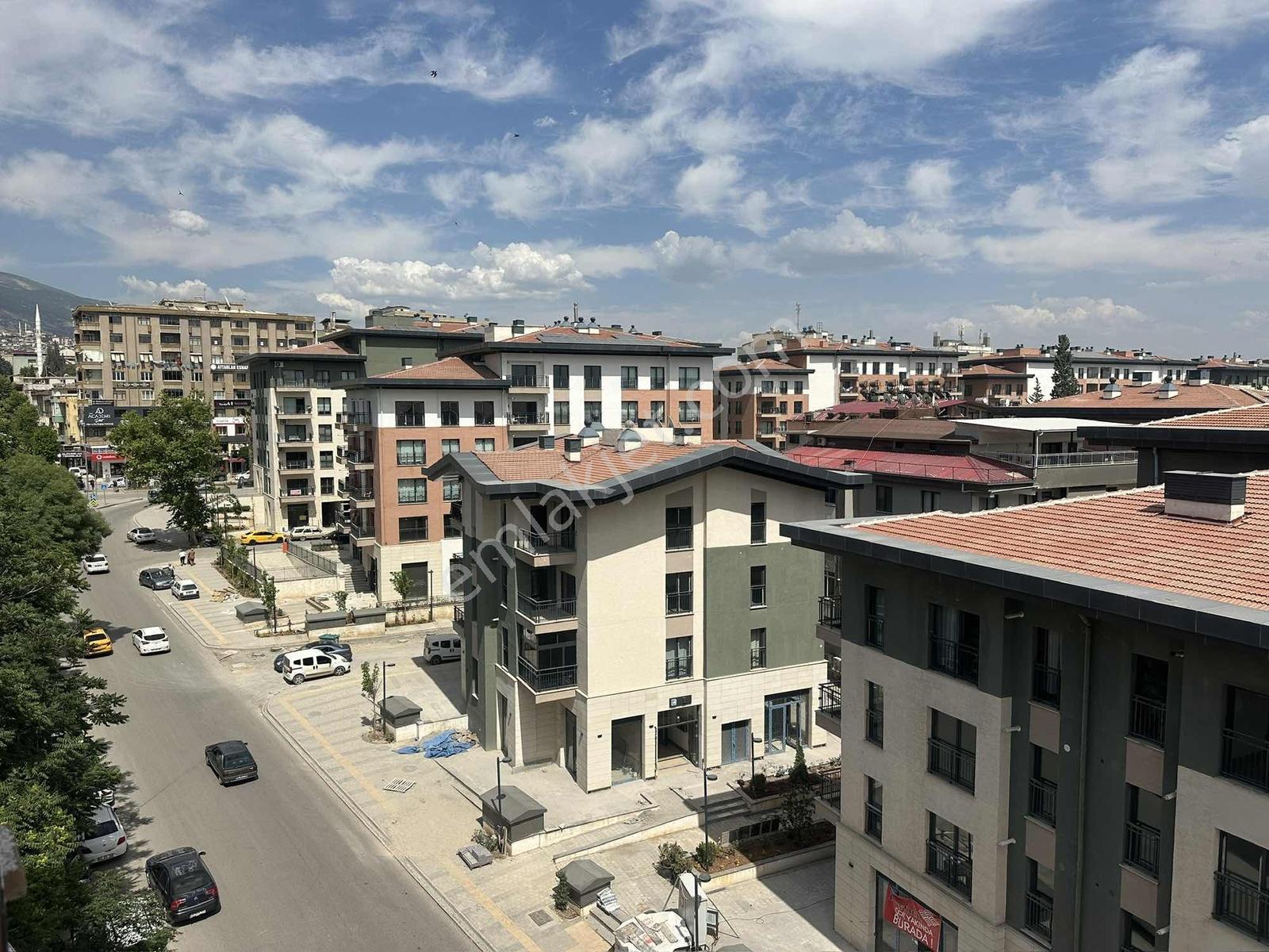 Çarşı Merkezde Şelale Park Altı Satılık 3+1 Fırsat Daire - Görsel 13