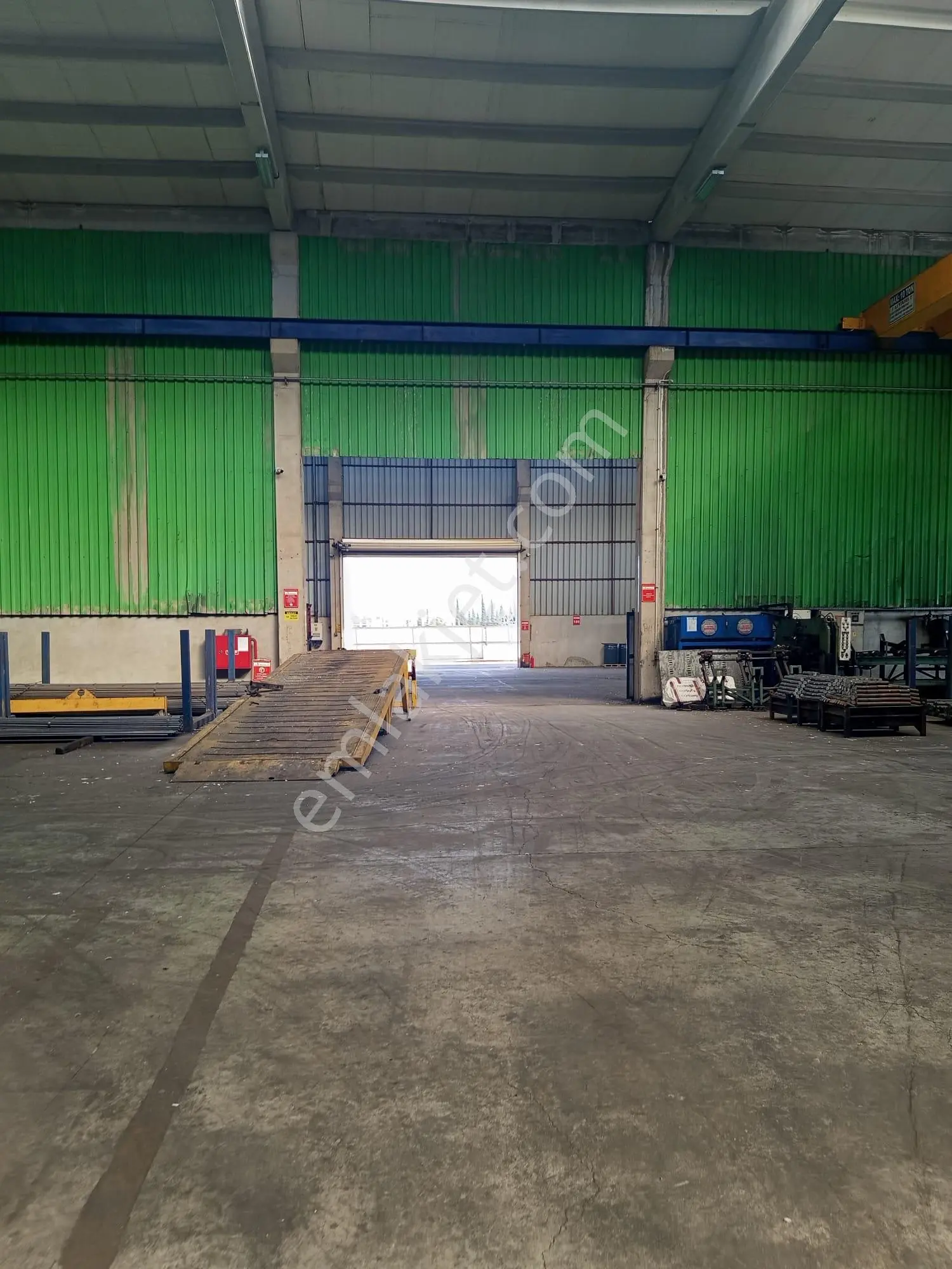 Organize Sanayi 7353m2 Arsa 3181m2 Kapalı+500m2 Ofis Yükseklik 9m İlk Giriş Fabrikası E-5 Ten 300m - Görsel 4