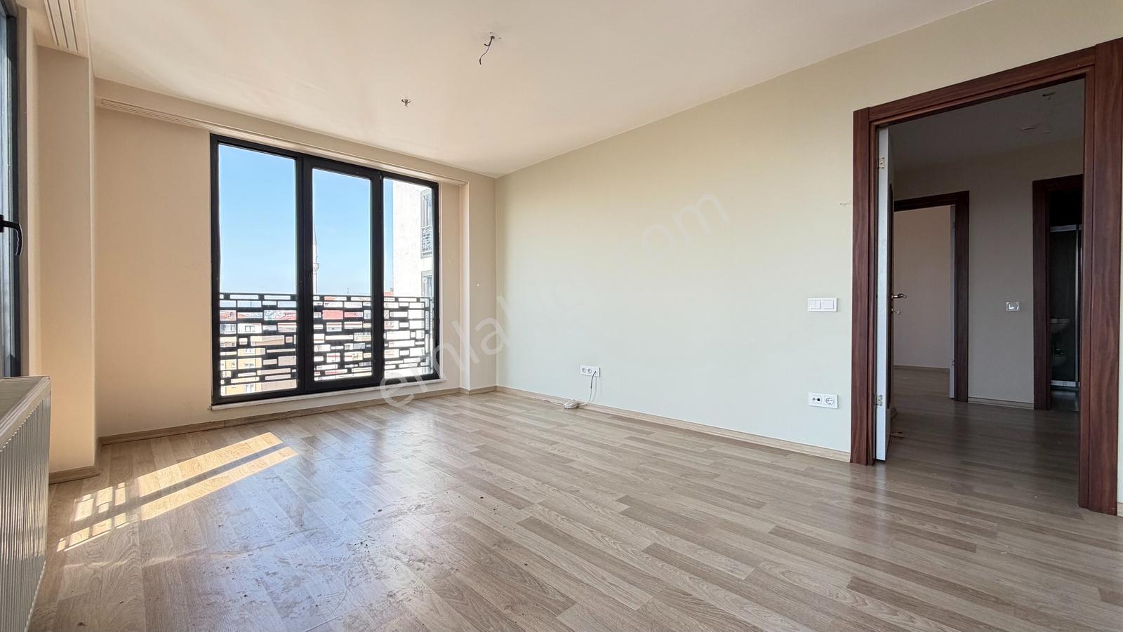 İlka'dan Pasha Towers Resıdence 2+1 Kiralık Daire Metrobüse 5dk - Görsel 9