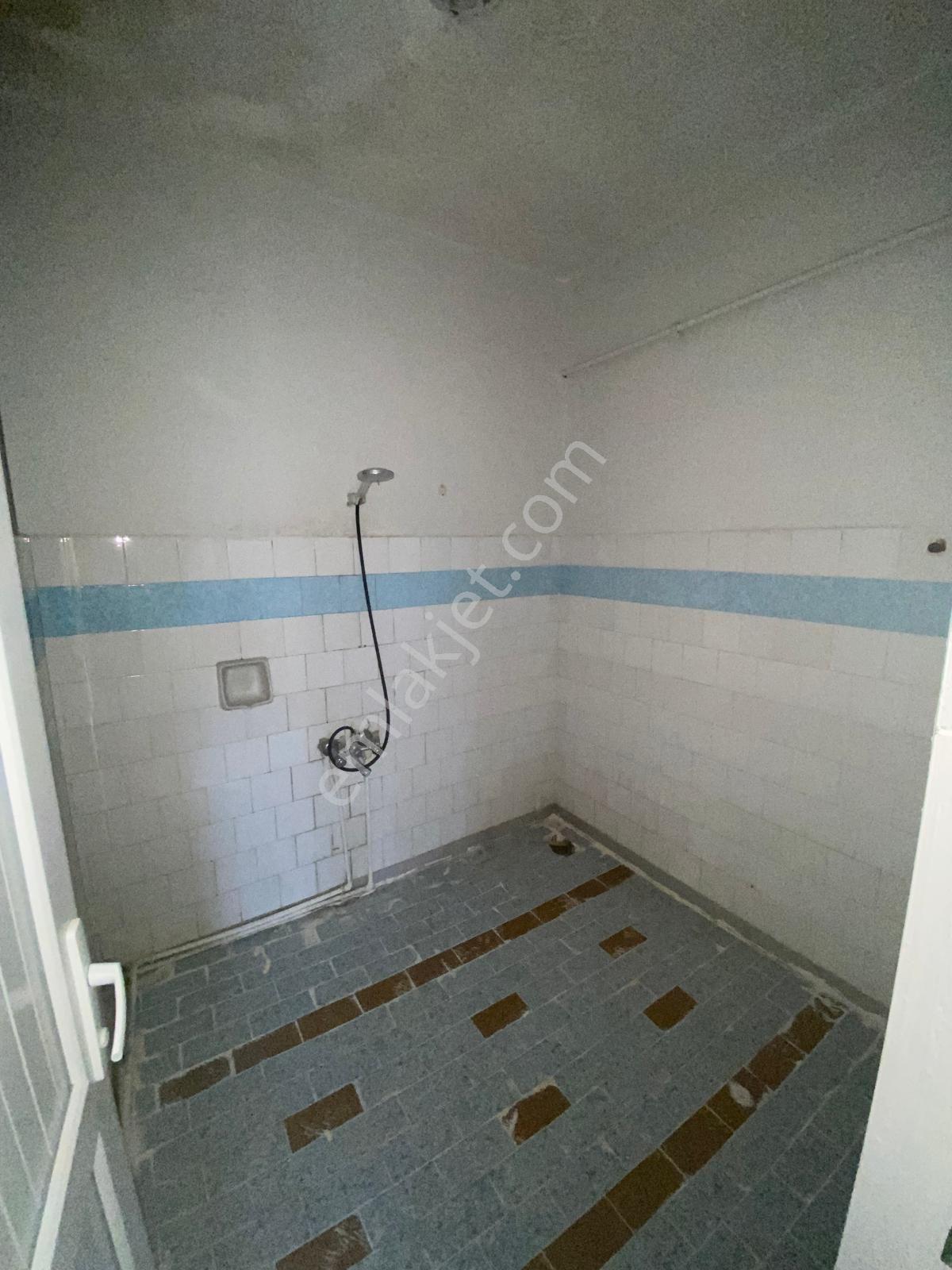 Fatih Işıklar Mahallesi Satılık L Tipi 3+1 Daire - Görsel 13