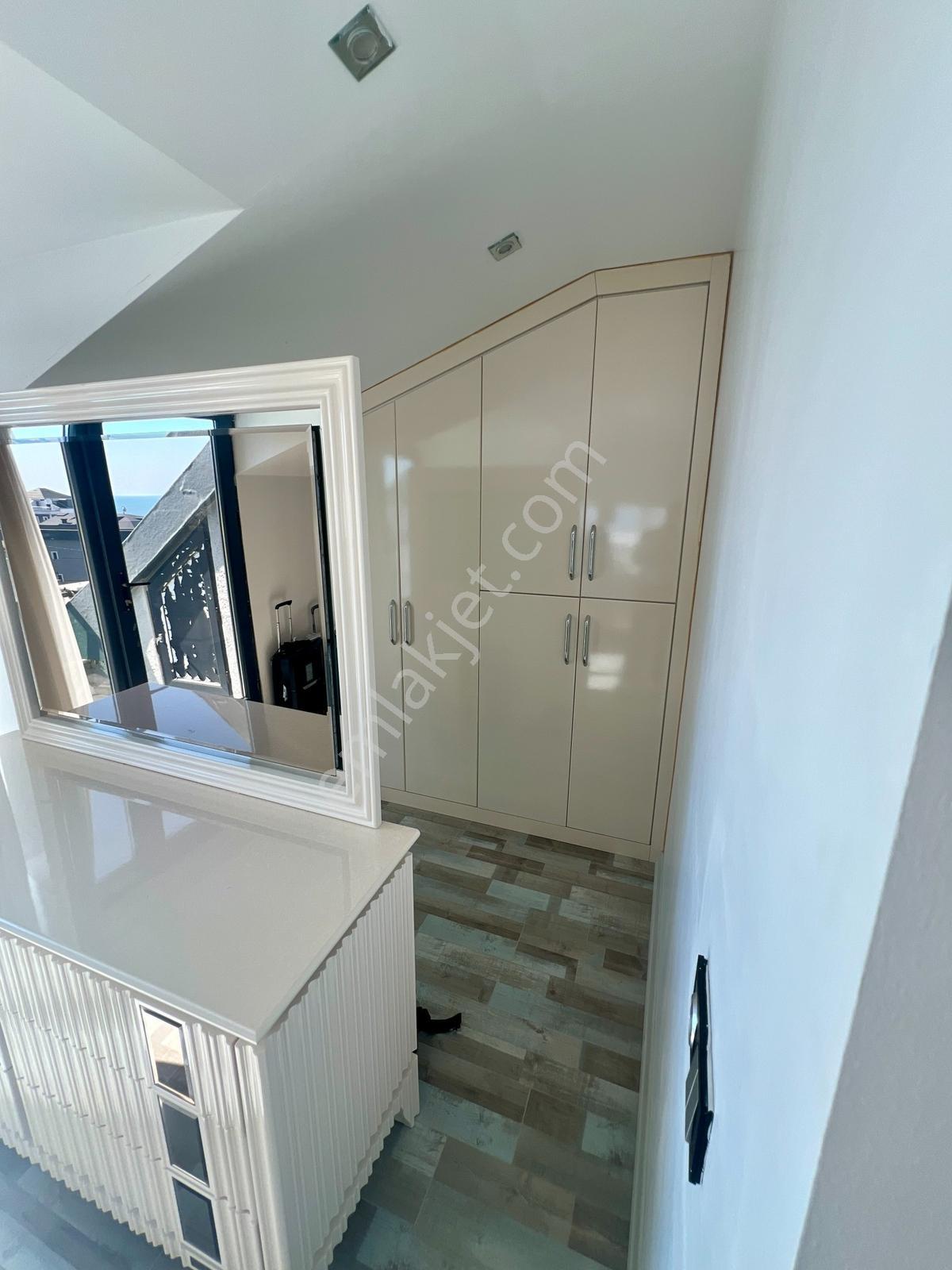 Keyif Kavaklı Marin 6+1 Dublex Daire Full Deniz Manzaralı - Görsel 9