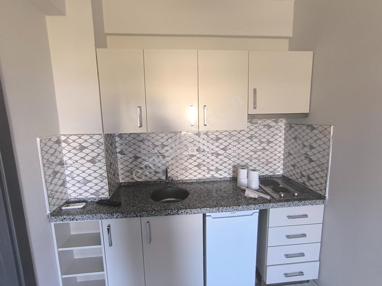 Kariyer'den Kozluca Bulvarı Yakını Lüks Eşyalı 1+1 Kiralık Daire - Görsel 31