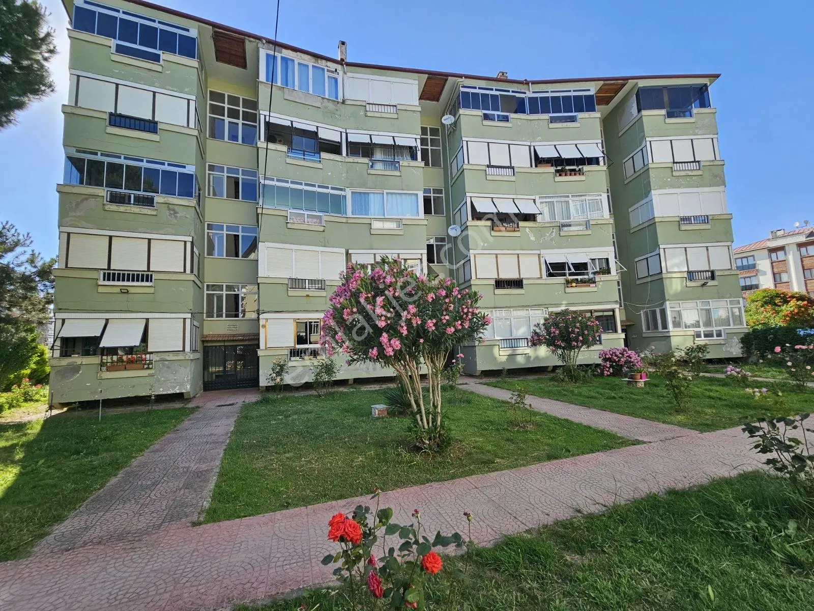 Ay Emlak Denize 150 Metre Mesafede 2+1 Kombili Daire - Görsel 7