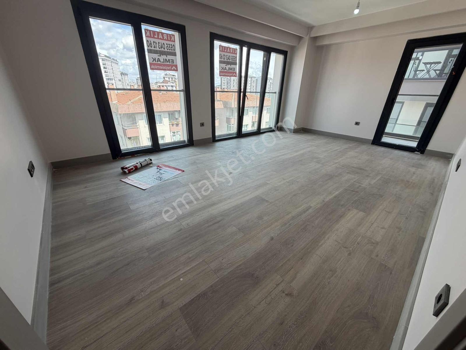 F-l Emlaktan Bulgurlu Yeni Altınköy-2 Sitesi 5.kat Önü Açık - Görsel 6