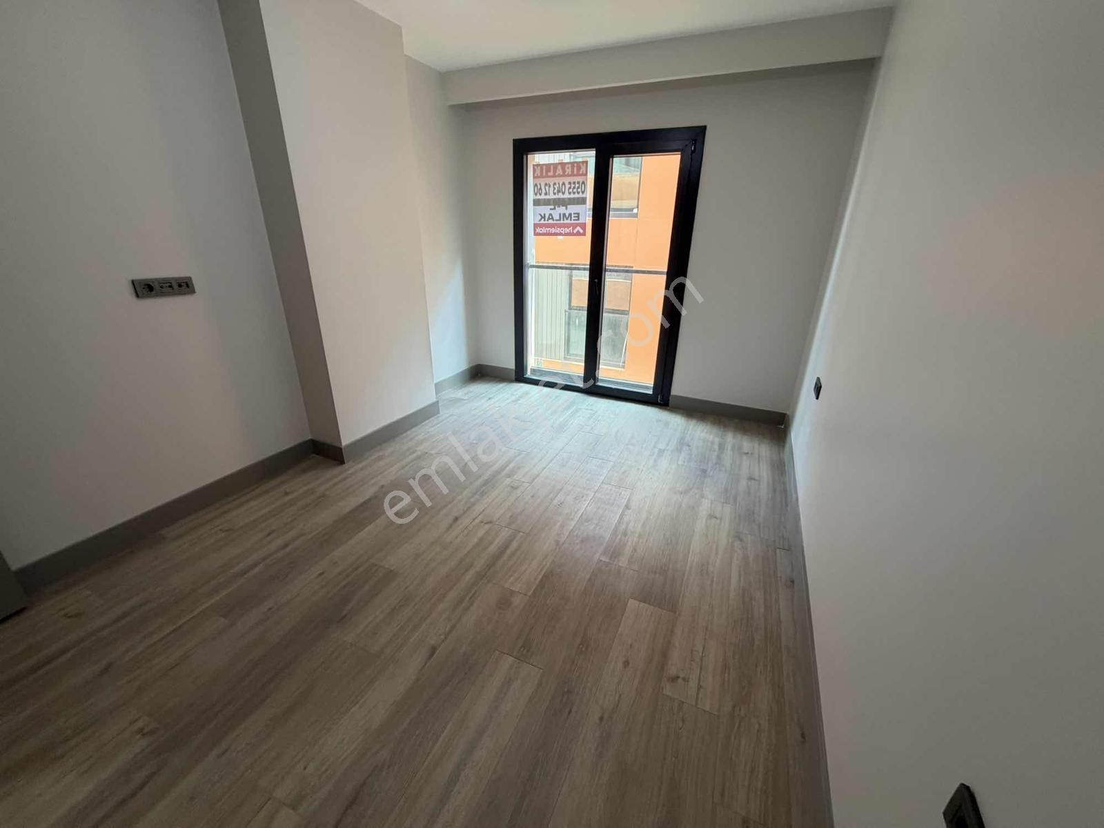 F-l Emlaktan Bulgurlu Yeni Altınköy-2 Sitesi 5.kat Önü Açık - Görsel 4