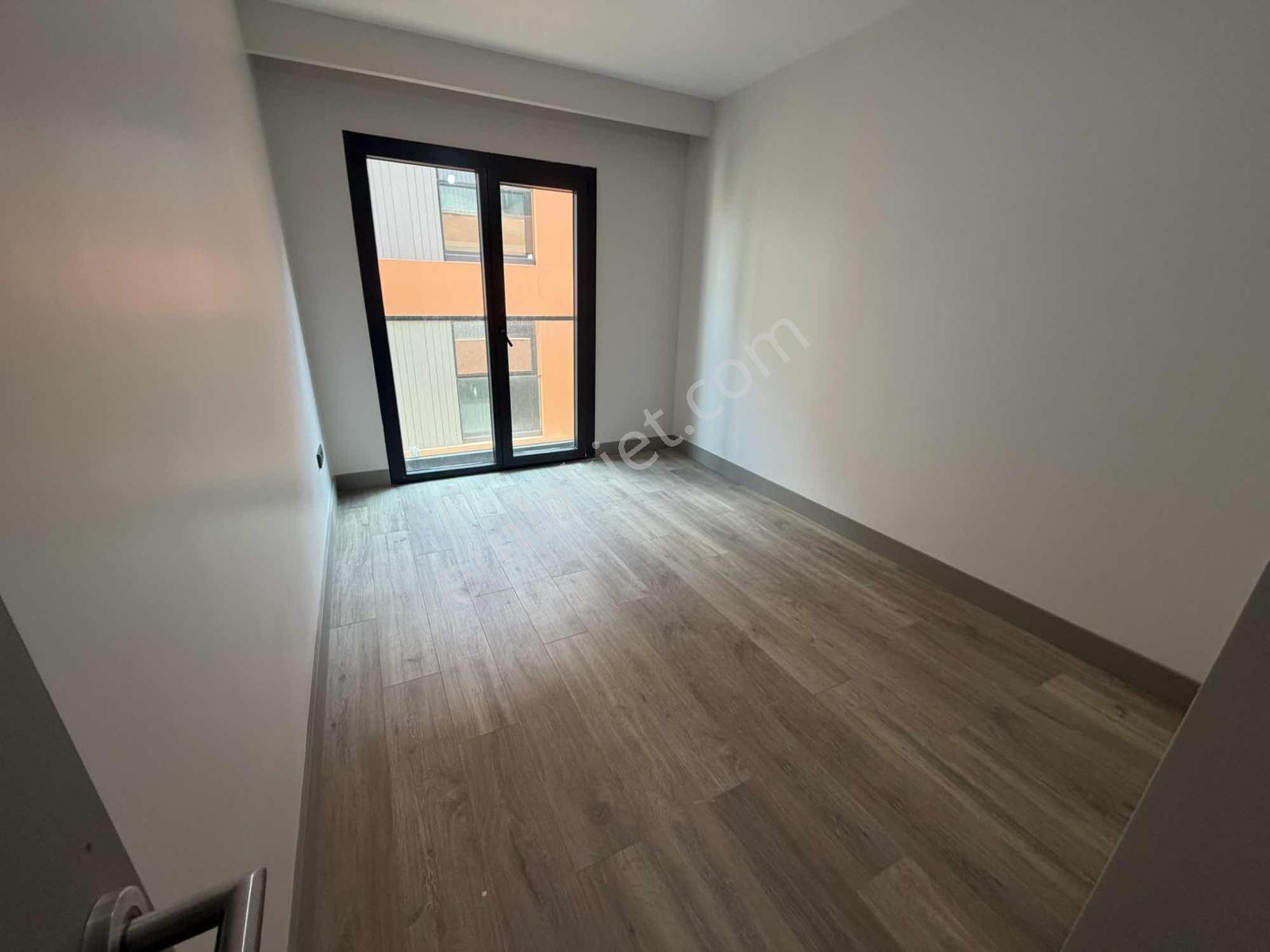 F-l Emlaktan Bulgurlu Yeni Altınköy-2 Sitesi 5.kat Önü Açık - Görsel 22