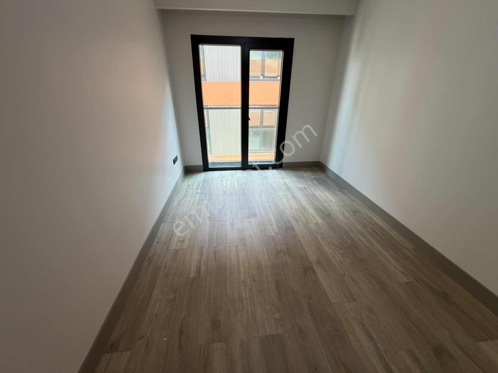 F-l Emlaktan Bulgurlu Yeni Altınköy-2 Sitesi 5.kat Önü Açık - Görsel 23