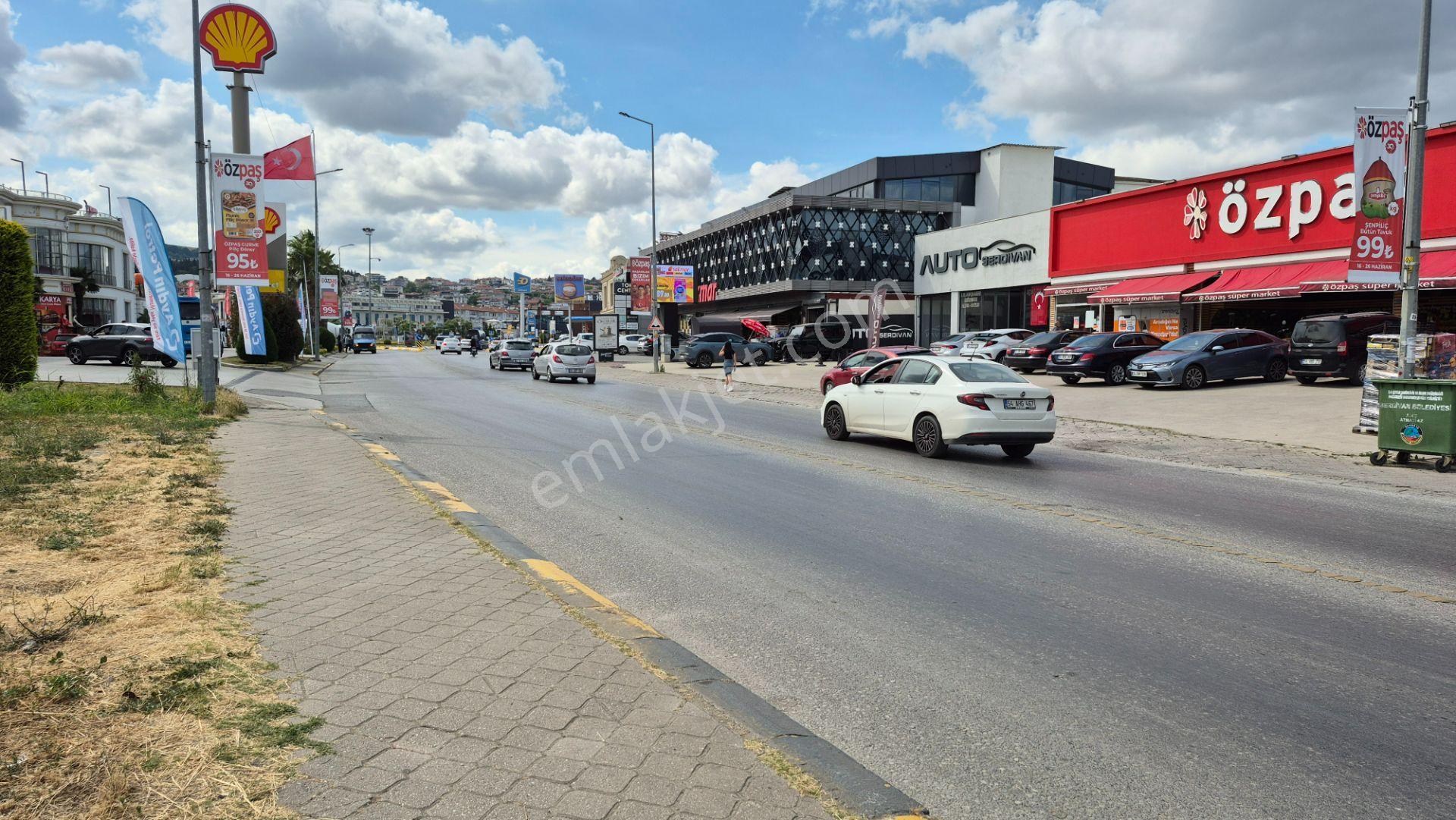 Tunatan Kavşağı Bu Yapı Centrum’da 2 Odalı 65 M² Lüks Kiralık Ofis