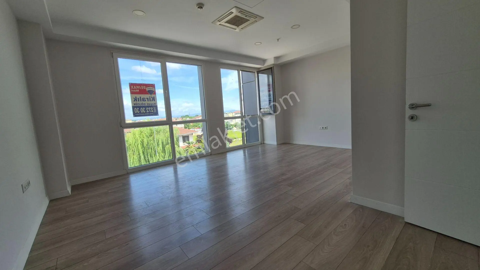 Tunatan Kavşağı Bu Yapı Centrum’da 2 Odalı 65 M² Lüks Kiralık Ofis - Görsel 4