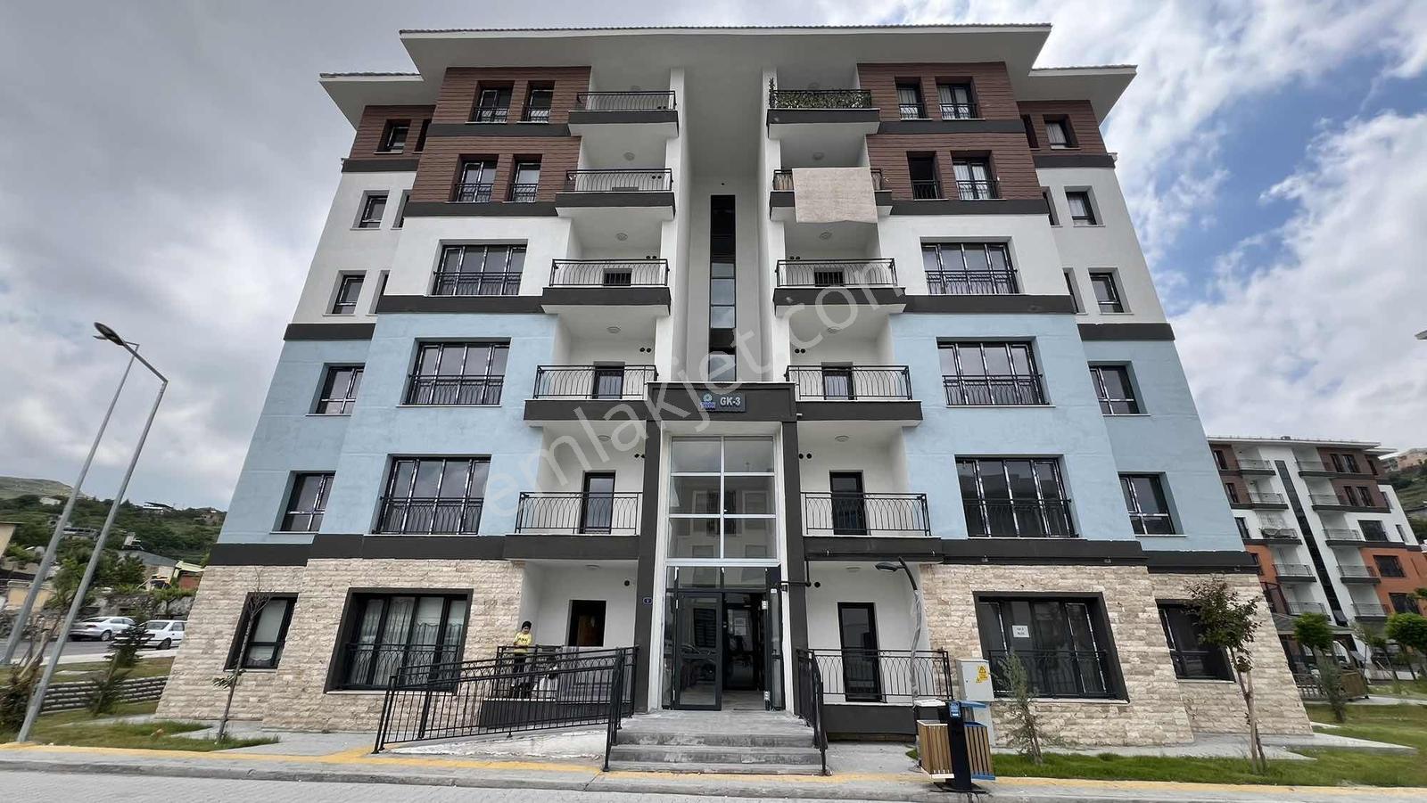 Konal / Hacılar Meydan'da 2+1 Sıfır Toki Dairesi