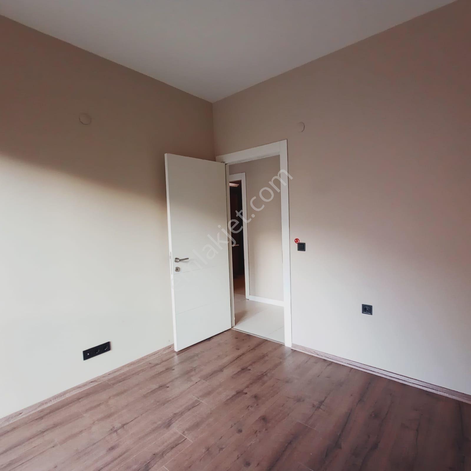 M Akar Mah 3+1 180 M2 Asansörlü Daire - Görsel 2