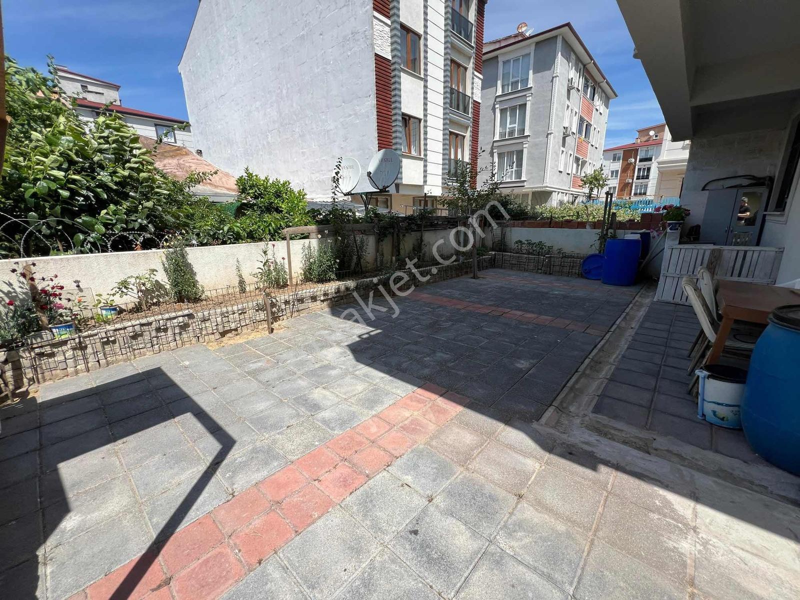 Çobançeşmede Kullanışlı 2+1 Kiralık Daire - Görsel 12