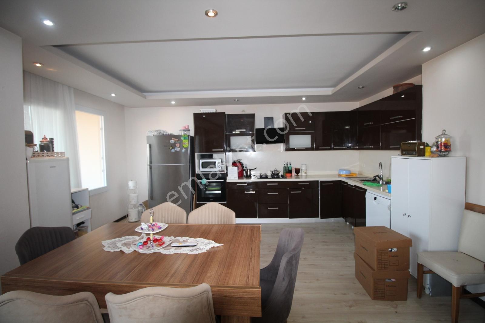 İdol'den Gmk'da Deniz Manzaralı,giyinme Odalı,çift Banyolu Geniş - Görsel 24