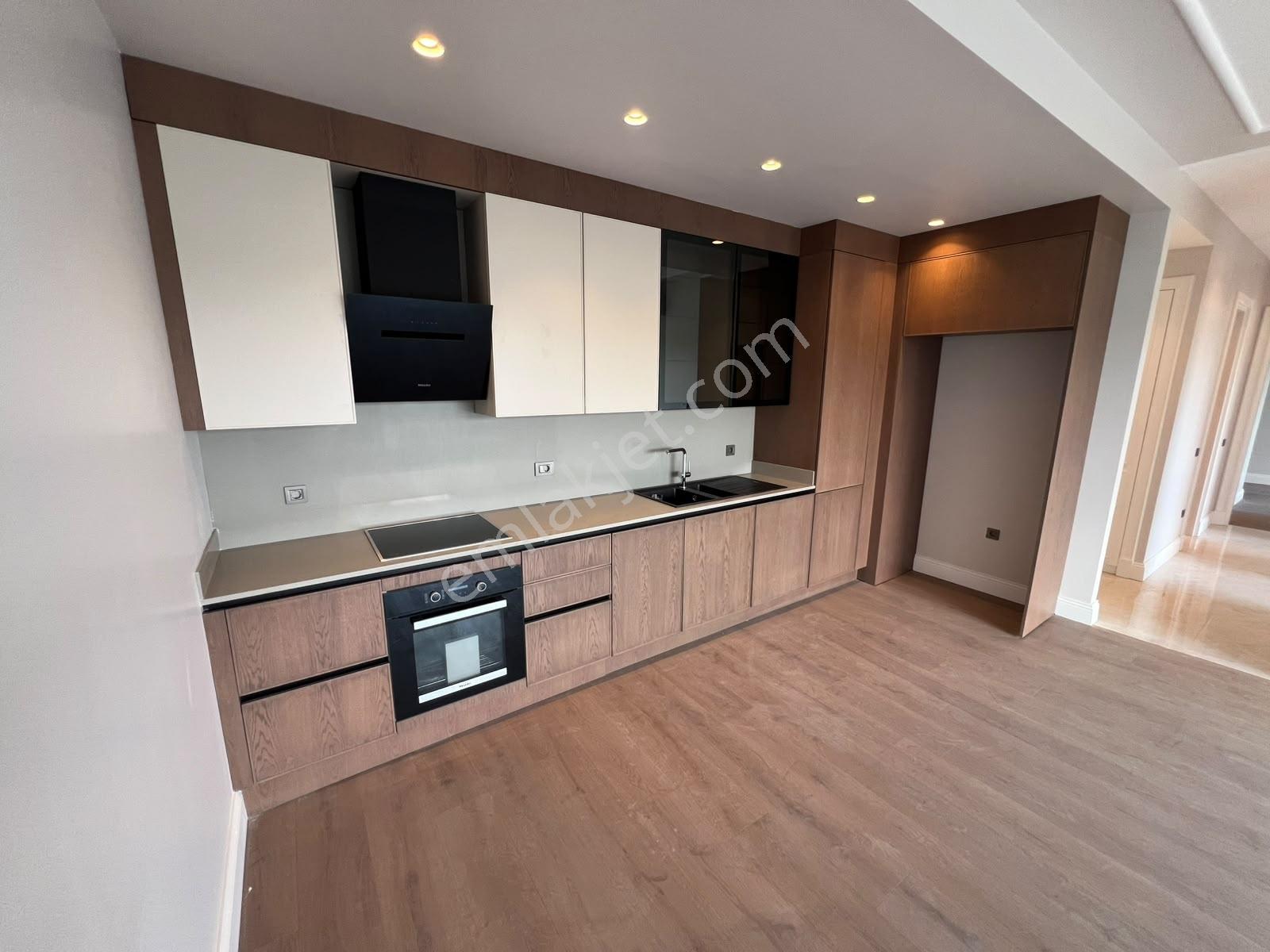 Pegaas'tan Evinpark Göktürk Sitesi'nde 3+1 Arakat Kiralık Daire - Görsel 8