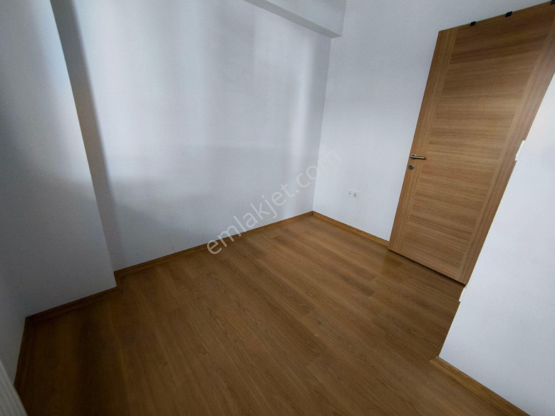Güneyden Temiz 2+1.80m2 Açık Mutfaklı Ara Kat Daire - Görsel 16