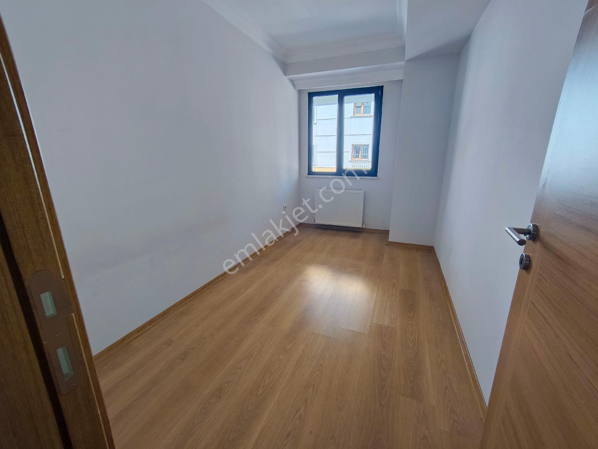 Güneyden Temiz 2+1.80m2 Açık Mutfaklı Ara Kat Daire - Görsel 10