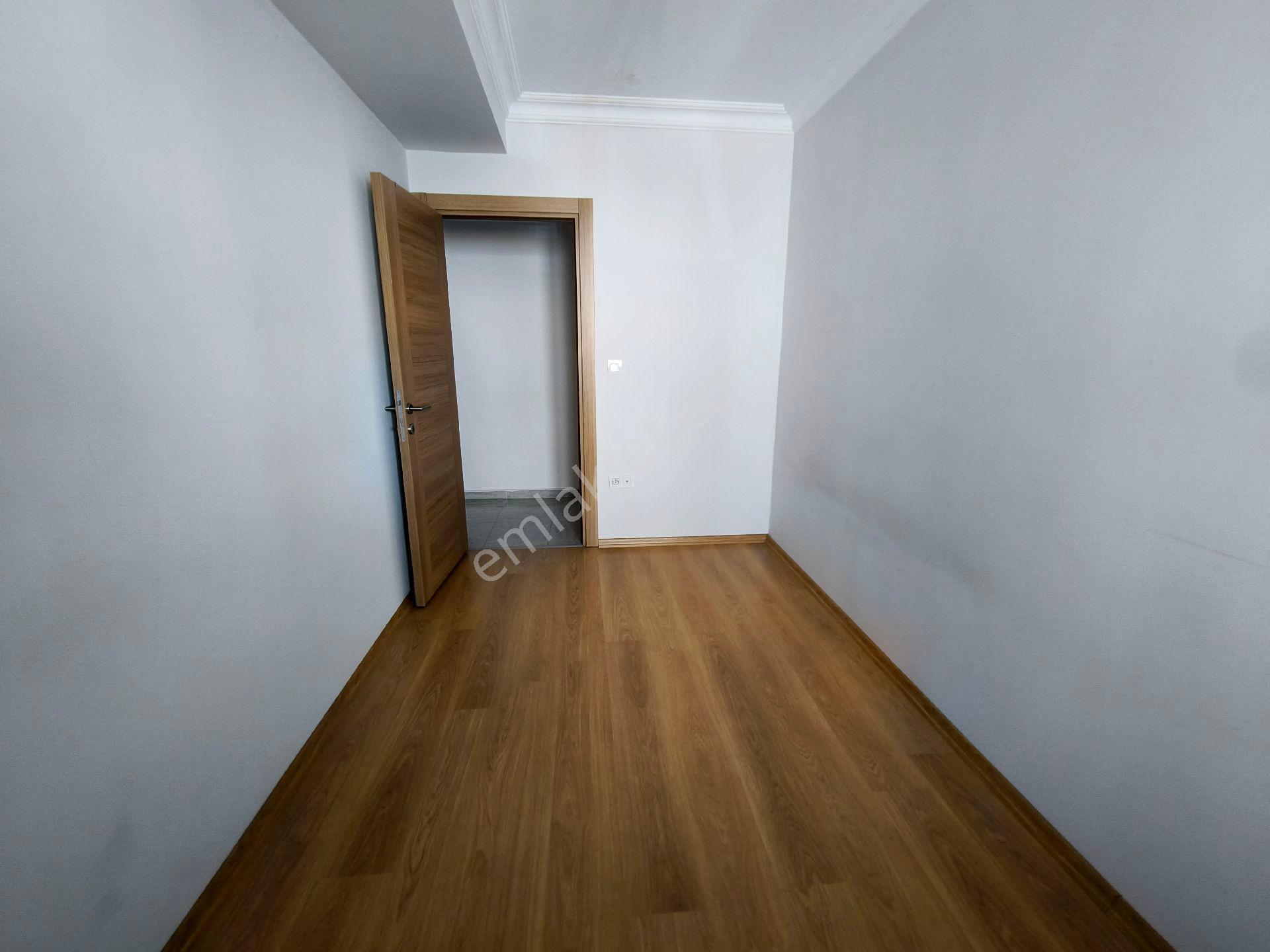 Güneyden Temiz 2+1.80m2 Açık Mutfaklı Ara Kat Daire - Görsel 12