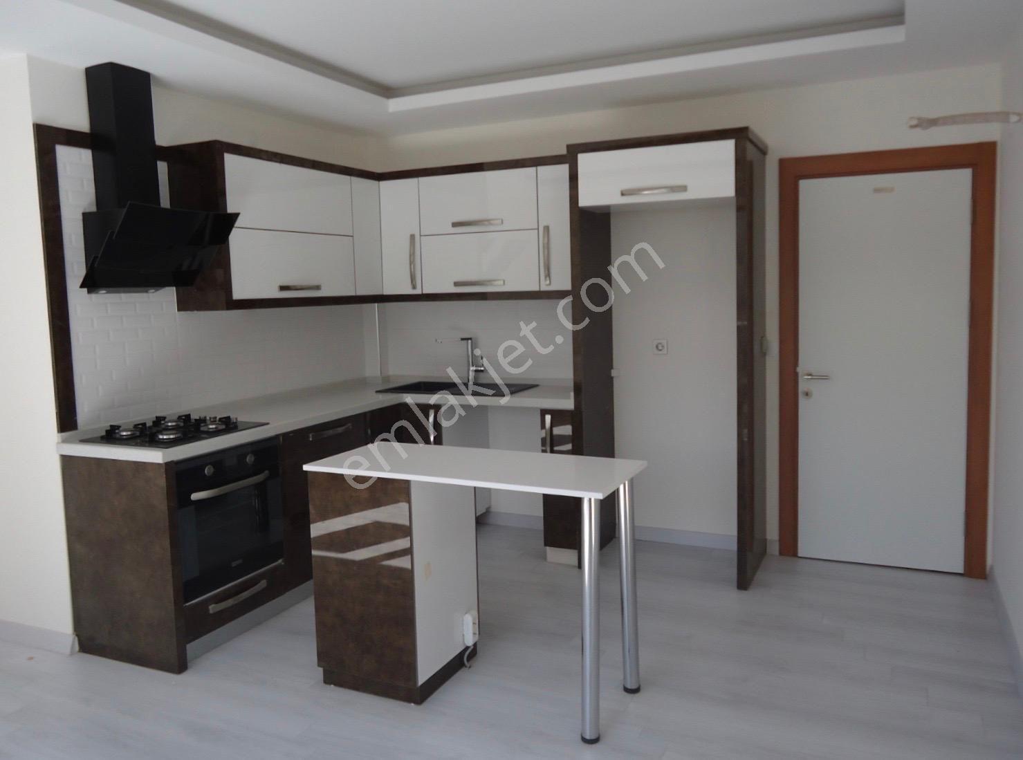 Ultra Lüks Güvenlikli Havuzlu Sitede 3+1 Daire - Görsel 32