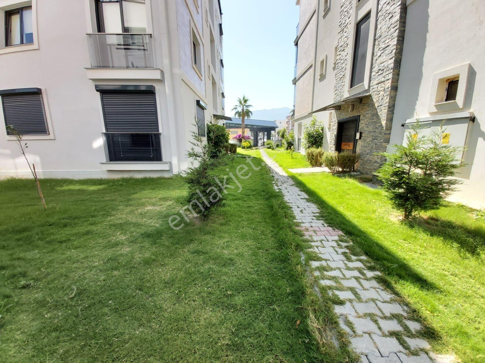 Ultra Lüks Güvenlikli Havuzlu Sitede 3+1 Daire - Görsel 2