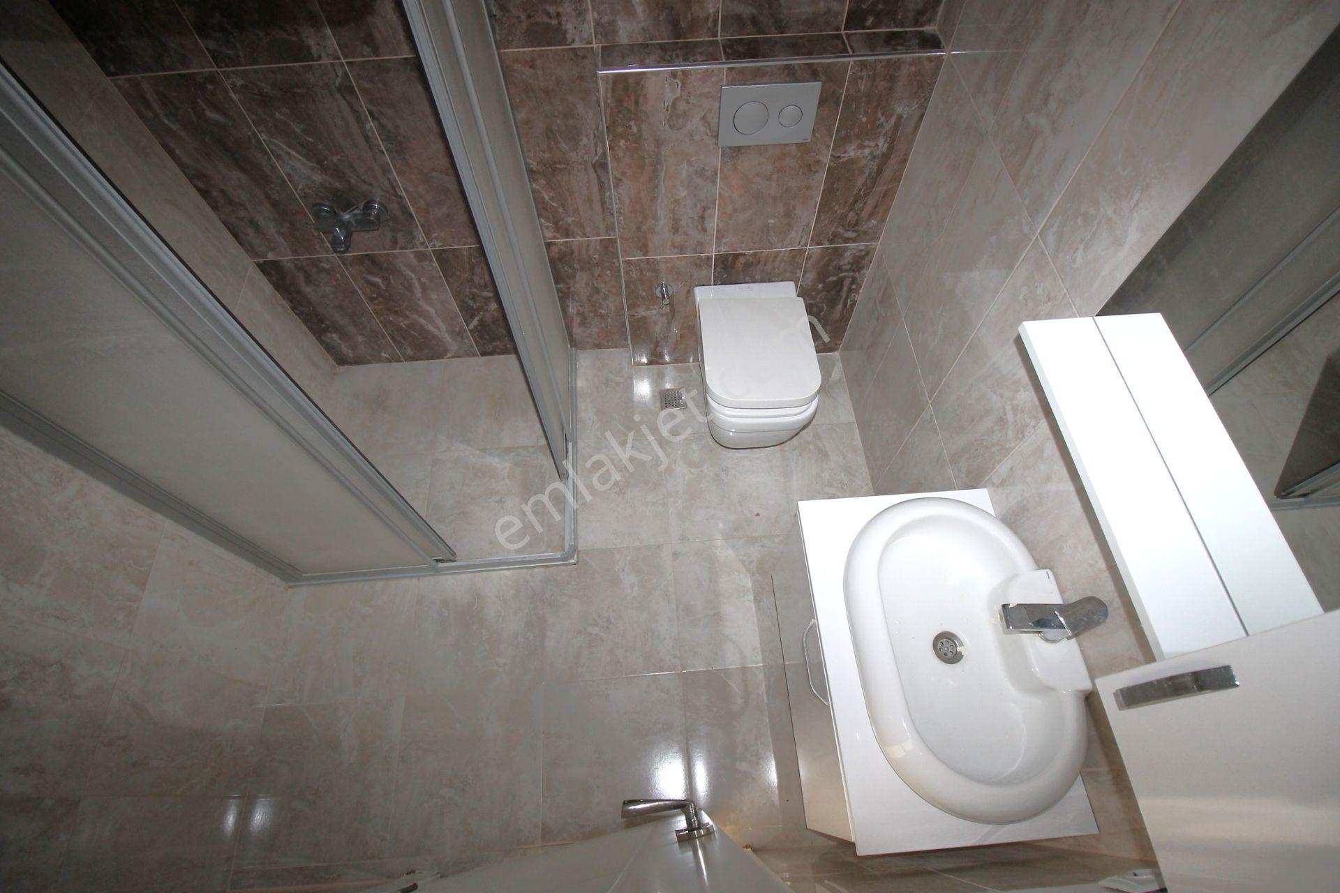 Retro’dan Tıp Fakültesi Yürüyüş Mesafesinde Olacağınız Kiralık 2+1 - Görsel 20