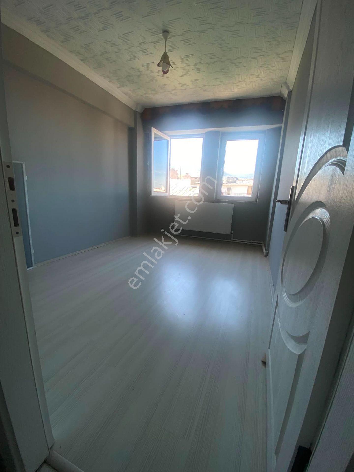 Bursahacıseyfettin Cadde Üzeri 2+1 90m2 Kombili Bakımlı Daire - Görsel 15