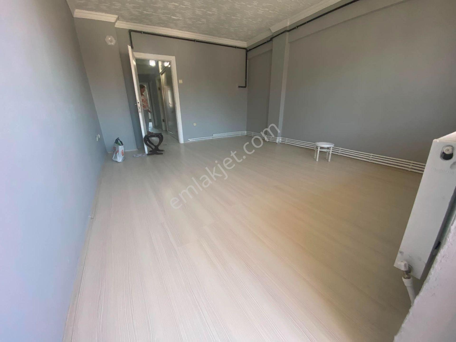 Bursahacıseyfettin Cadde Üzeri 2+1 90m2 Kombili Bakımlı Daire - Görsel 4