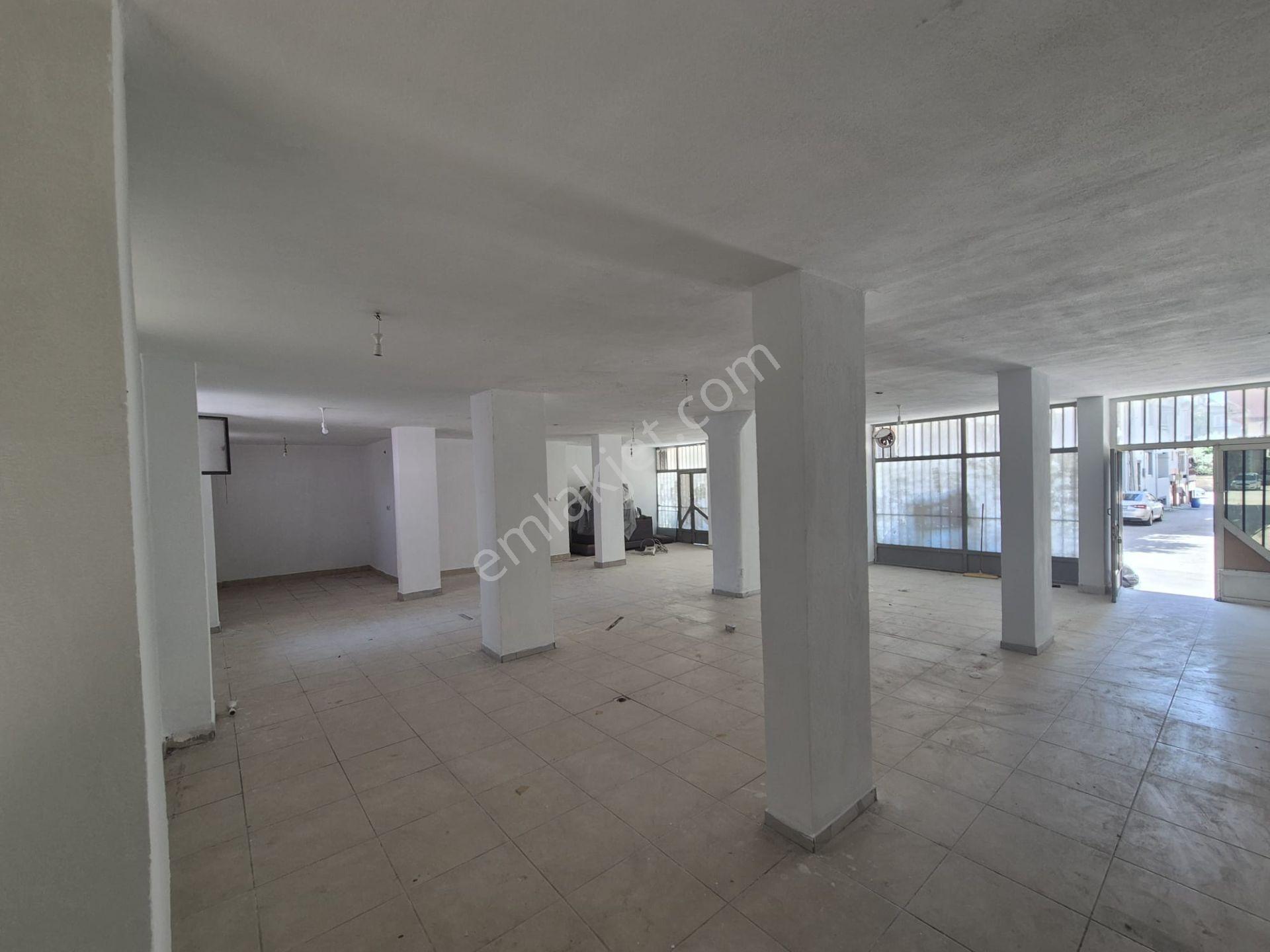 Hacivat Metro Yakınında 180 M² Kiralık Dükkan Kaçırılmayacak Fiyata! - Görsel 8