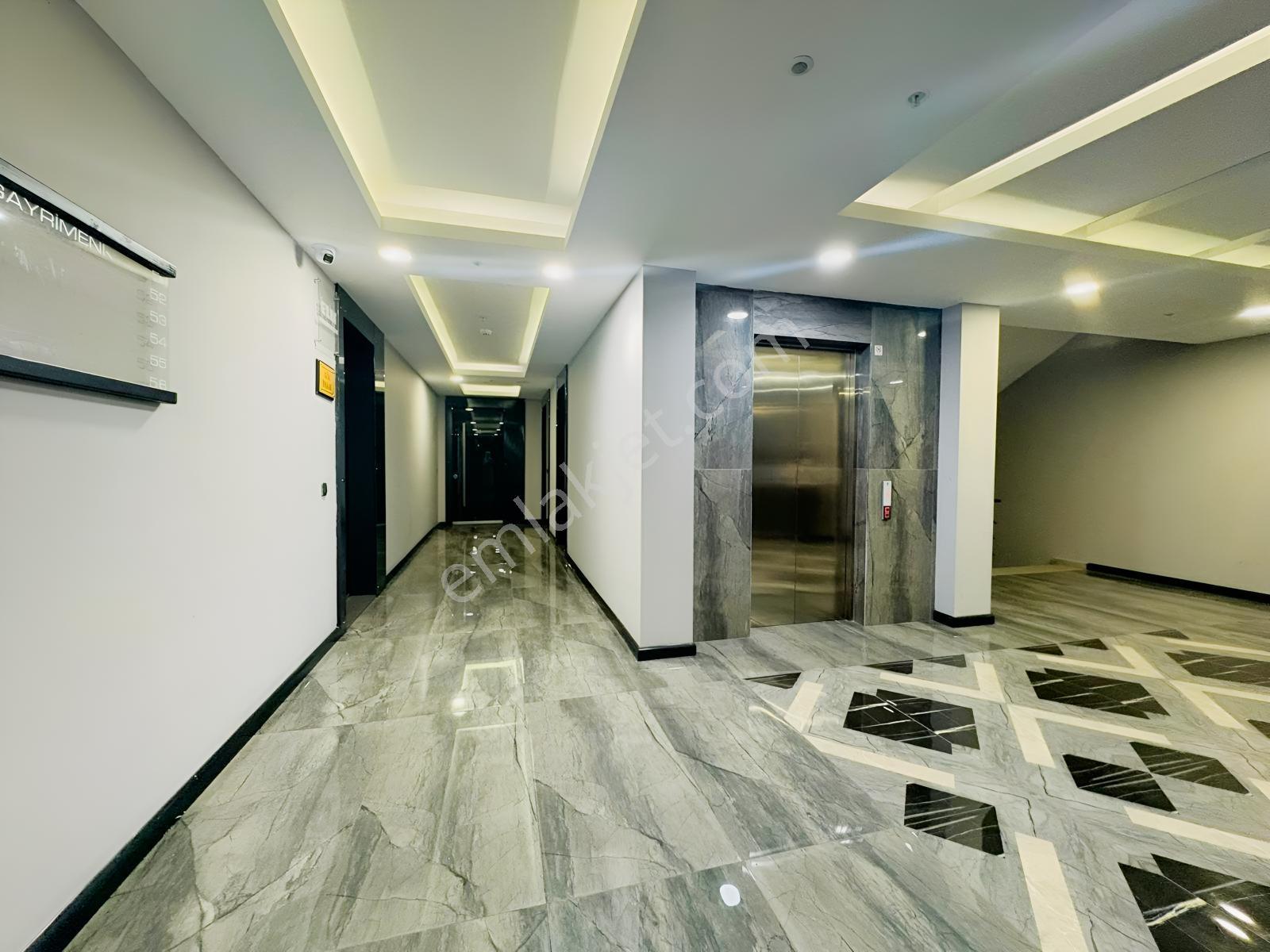 Mega Arslan Cadde 75 Plazada Satılık 2+1 Lüks Fırsat Büro & Ofis - Görsel 4