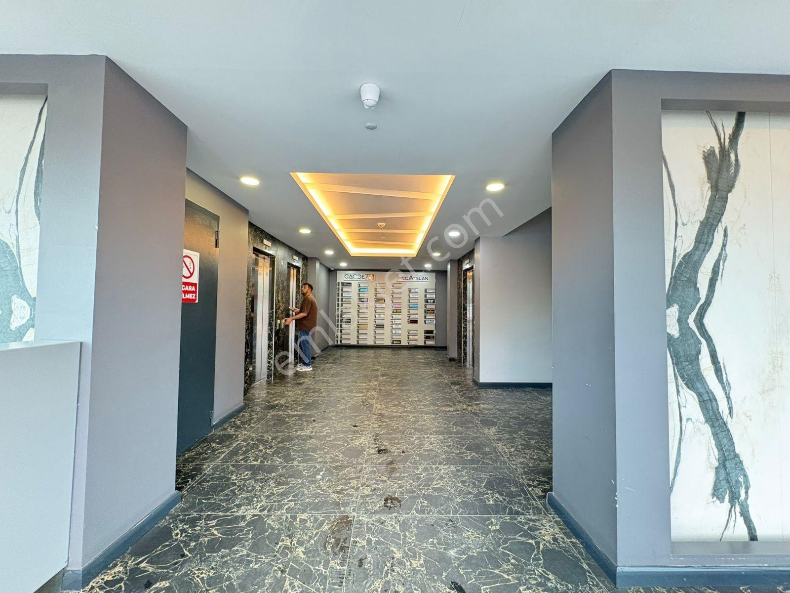 Mega Arslan Cadde 75 Plazada Satılık 2+1 Lüks Fırsat Büro & Ofis - Görsel 8