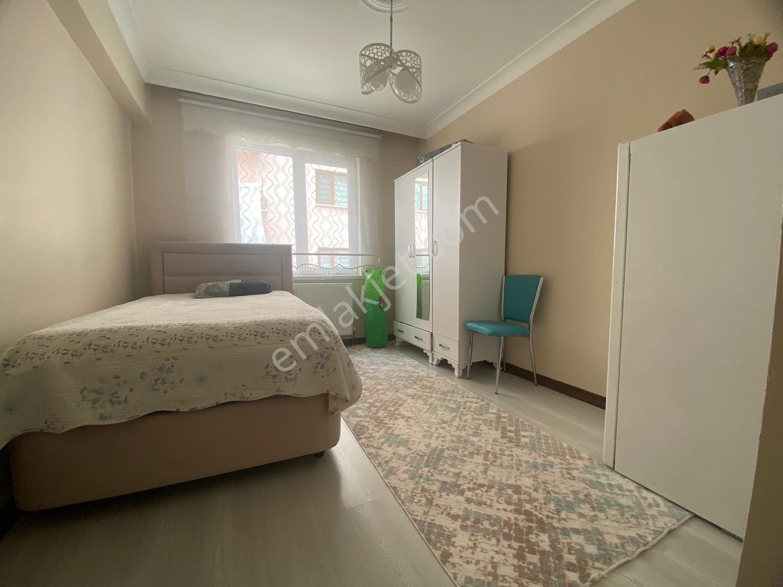Eksen'den Güneşevler Merkezde Ara Kat Ön Cephe Kiralık 3+1 Daire - Görsel 31
