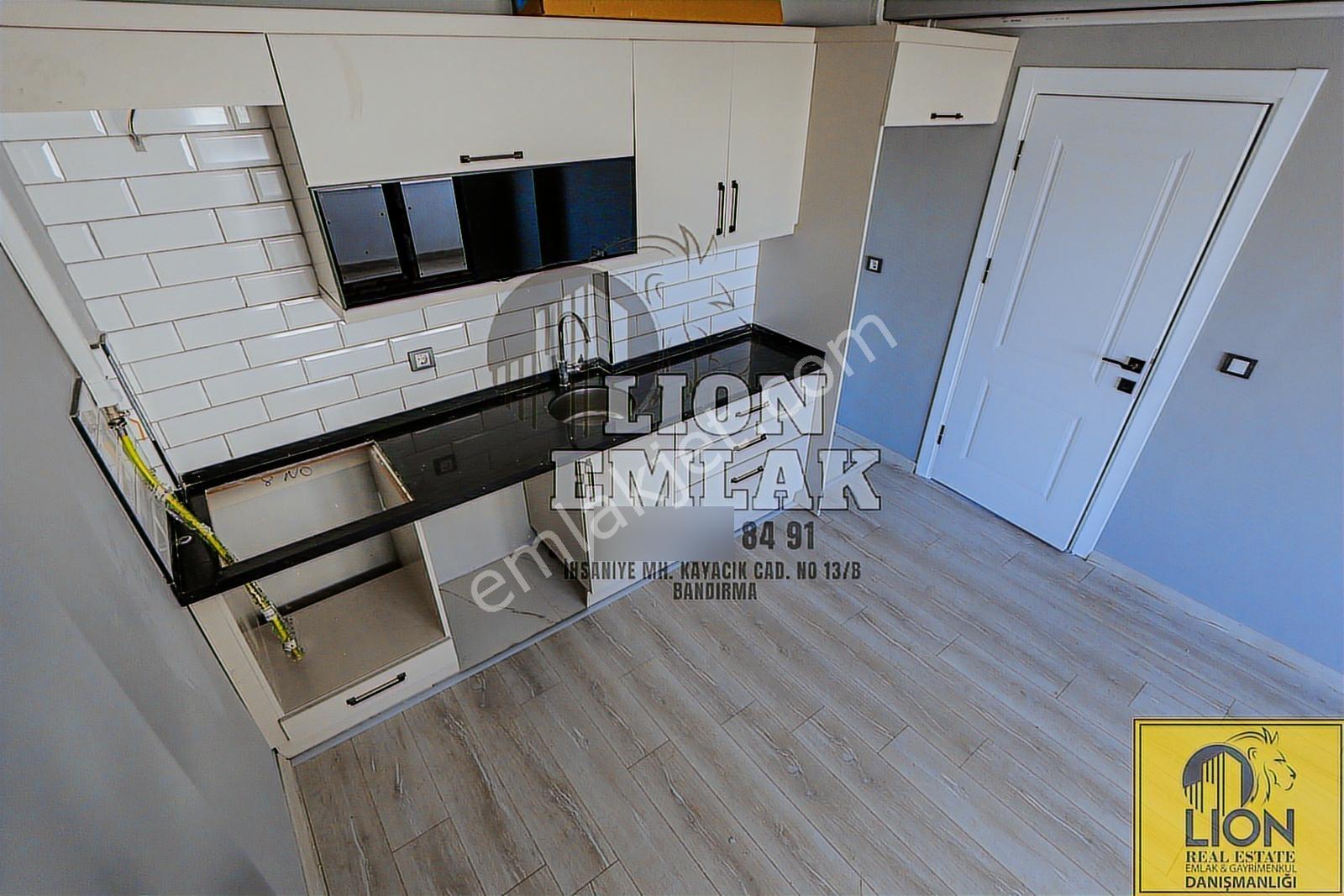 Lıon Emlak'tan Ayyıldız'da Lüks Tasarım 1+1 Kiralık Arakat Daire - Görsel 25
