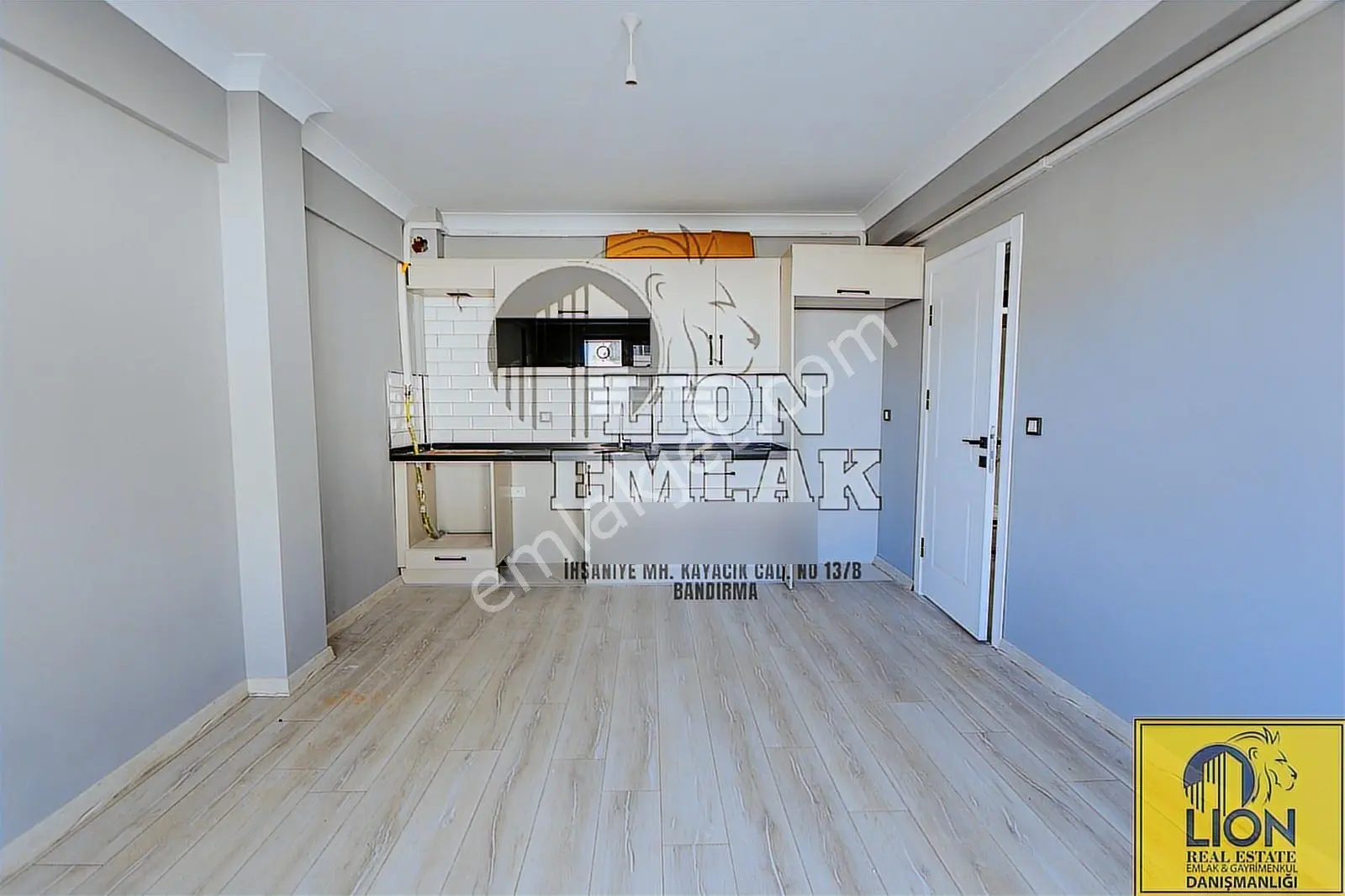 Lıon Emlak'tan Ayyıldız'da Lüks Tasarım 1+1 Kiralık Arakat Daire - Görsel 7