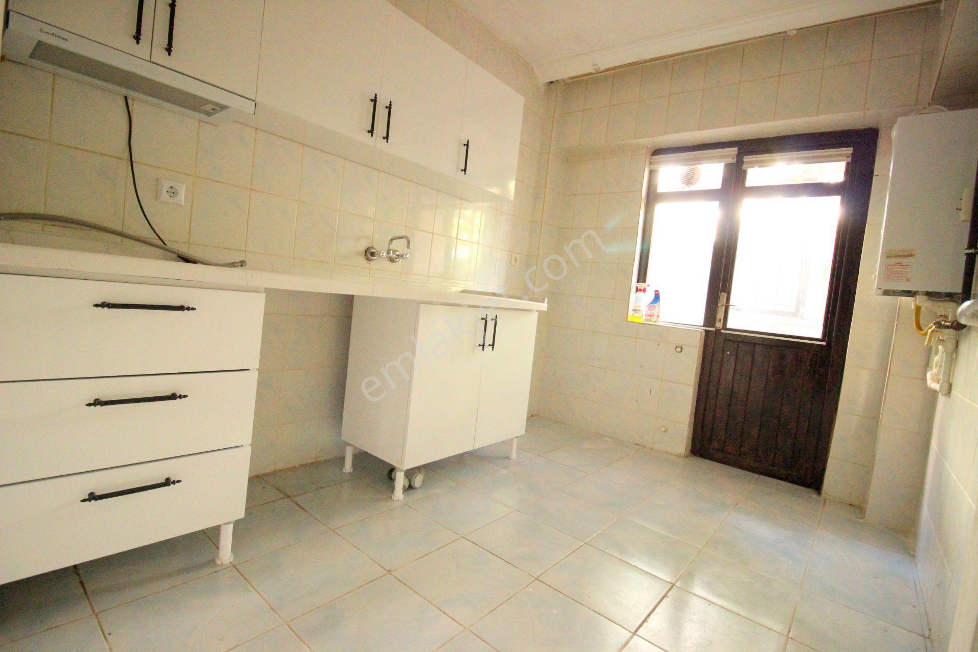 Hemdem Gayrimenkul'den Atakent'te 14.cadde Yanı Merkezi Konumda 2+1 Kiralık Daire - Görsel 3