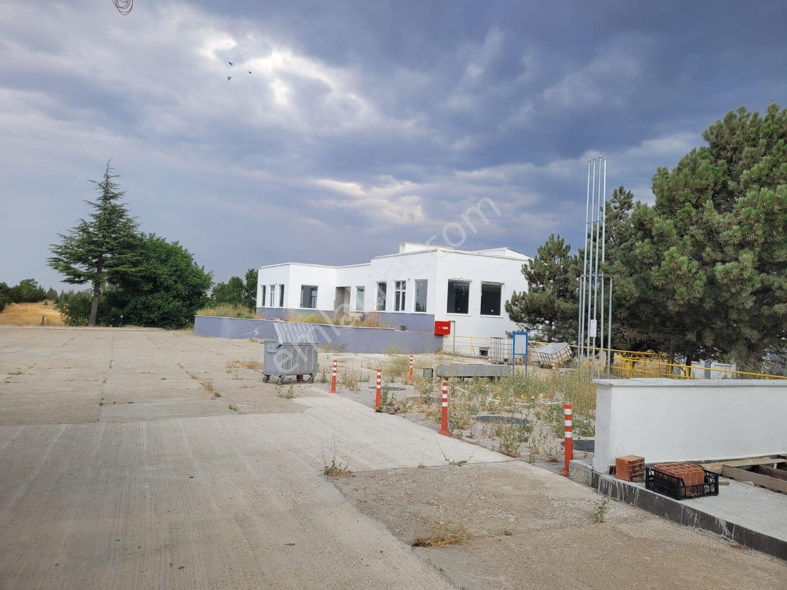 Fırsat Eskişehir'de Satılık Akaryakıt İstasyonu - Görsel 19