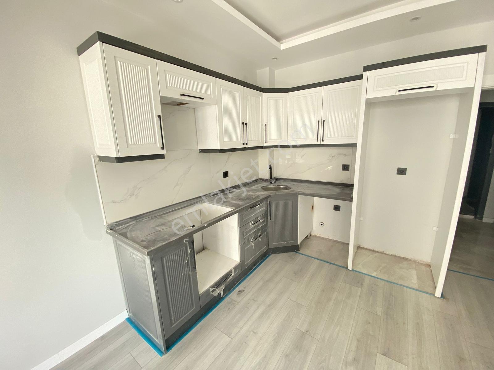 Ara Kat Lüx 1+1 Satılık Daire Modern Yaşamın Tüm Konforu - Görsel 9