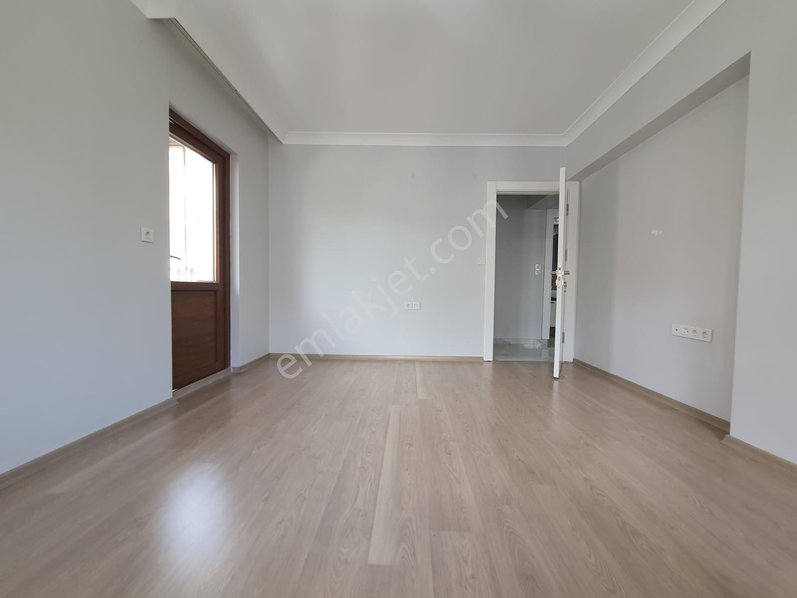 Hastanelere Yürüme Mesafesin'de İçi Full Yapılı Kiralık Daire - Görsel 16