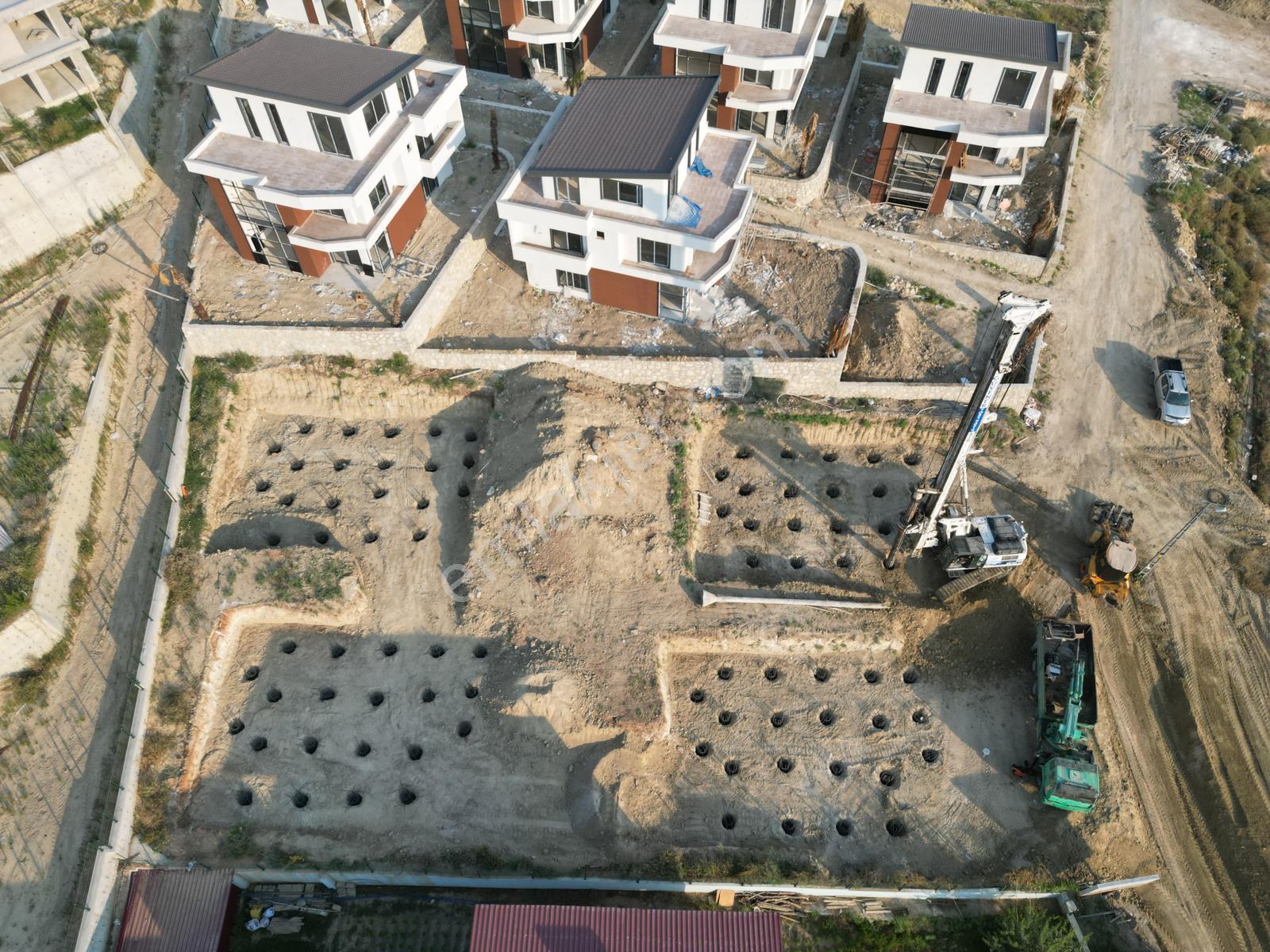 Acill Kelepir Kaçmaz Fiyat 17milyondan Düştü 5+1 Villa Çarkıpare Havuzlu Arsa 225m2 Fore Kazık - Görsel 8