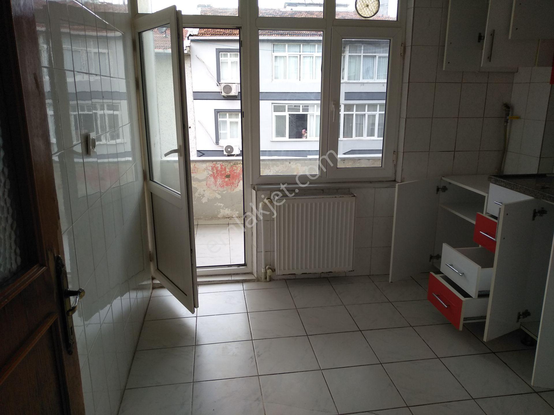 Memiş Emlaktan Eyüpsultan Akşemsettin Mah 2+1 90m2 Kiralık Daire - Görsel 4