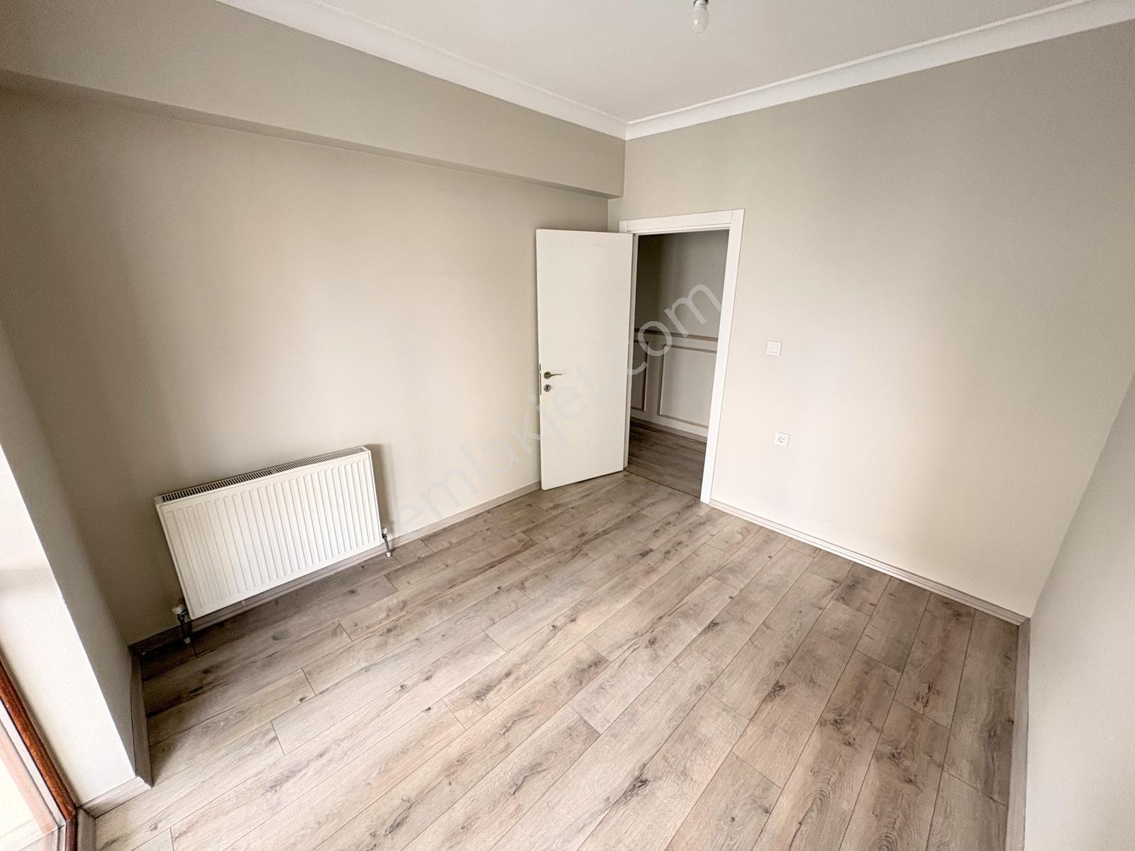 Güneşevler'de, 7. Kat, 3+1, Site İçinde, Manzaralı Daire! - Görsel 12
