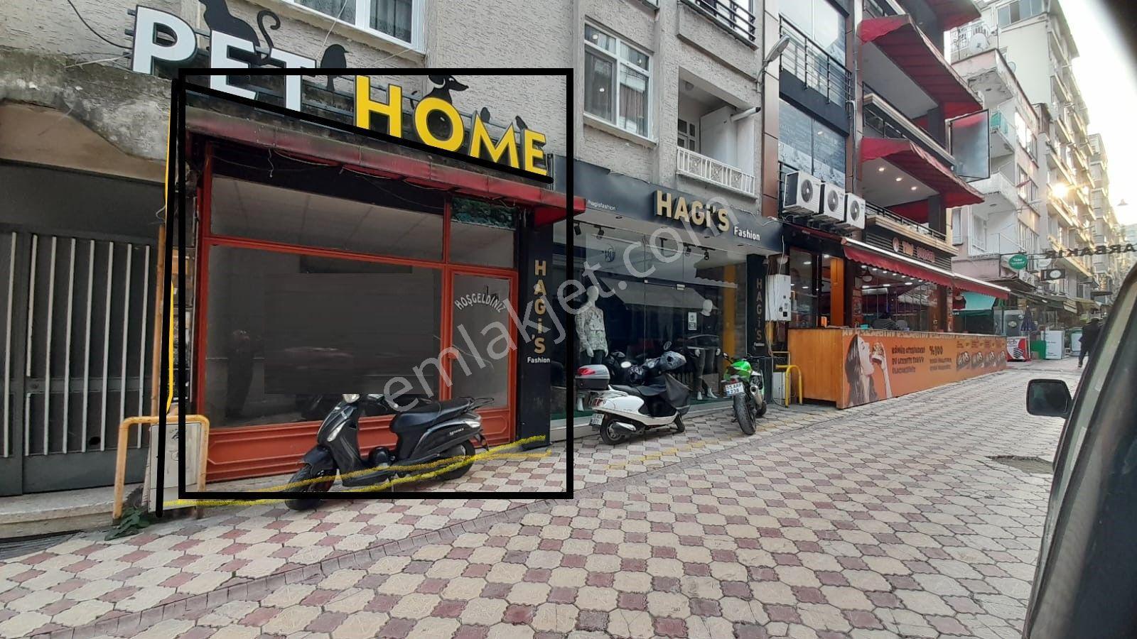 Erdem Emlak Ofisinden Çiftlik Te Kiralık Dükkan Wc Li