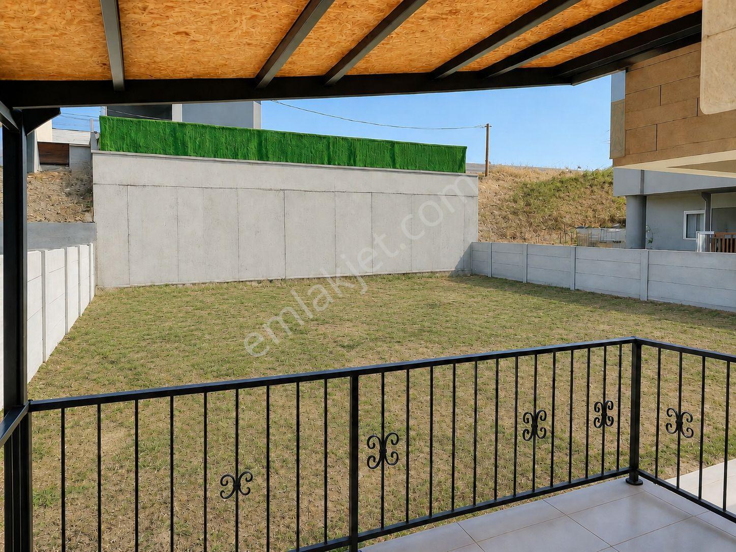 Çandarlı'da Denize 800m, 3+1 Müstakil Villa Fırsatı - Görsel 22