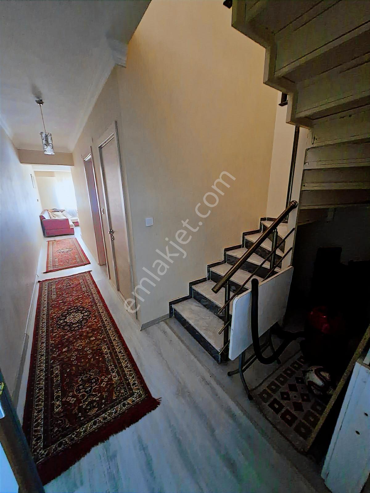 2+1 Eşyalı Kiracılı Satılık Dubleks - Görsel 11