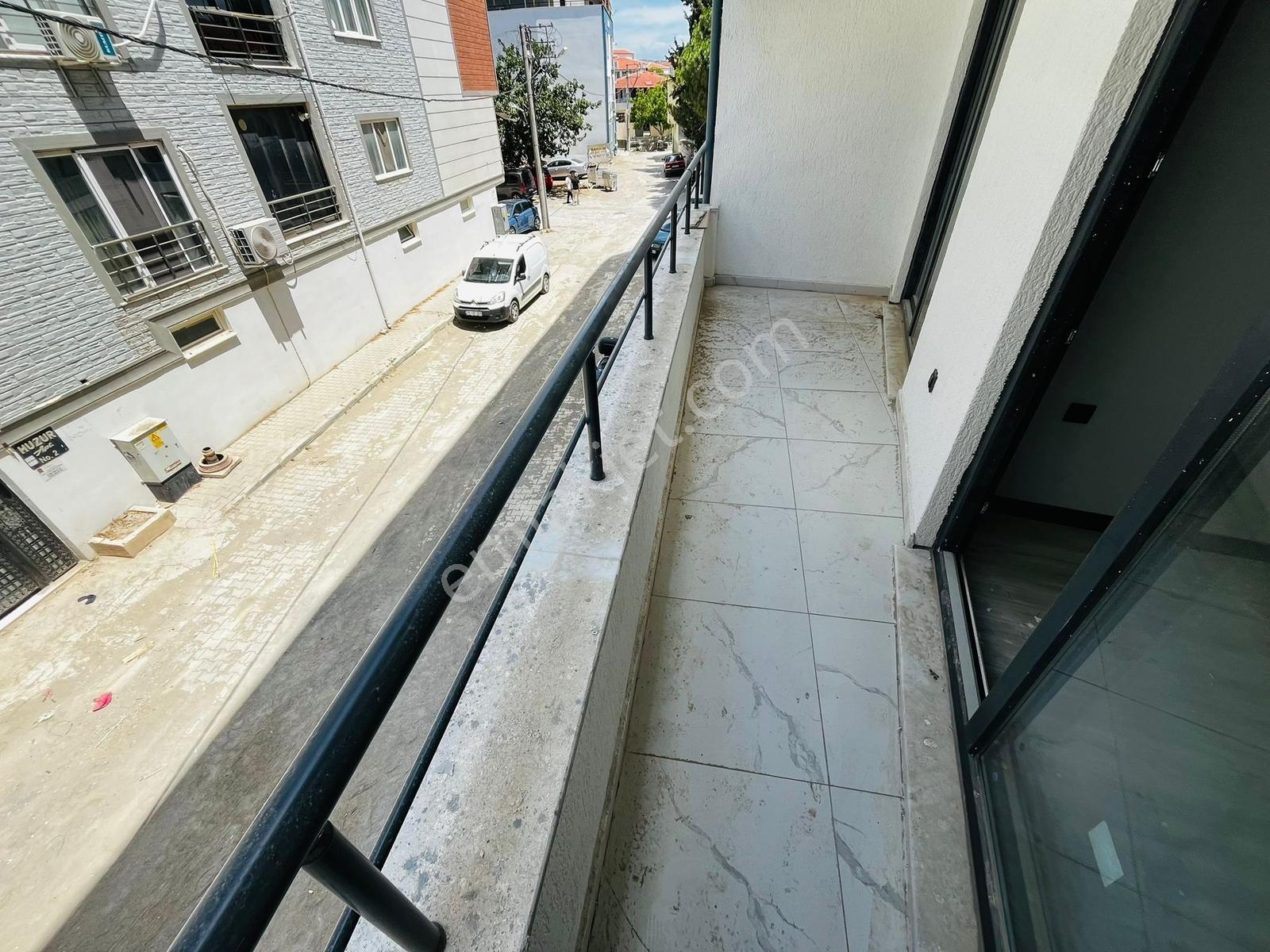 Gömeç Yaya Mahallesinde Ebeveyn Banyolu 2+1 Daire - Görsel 14