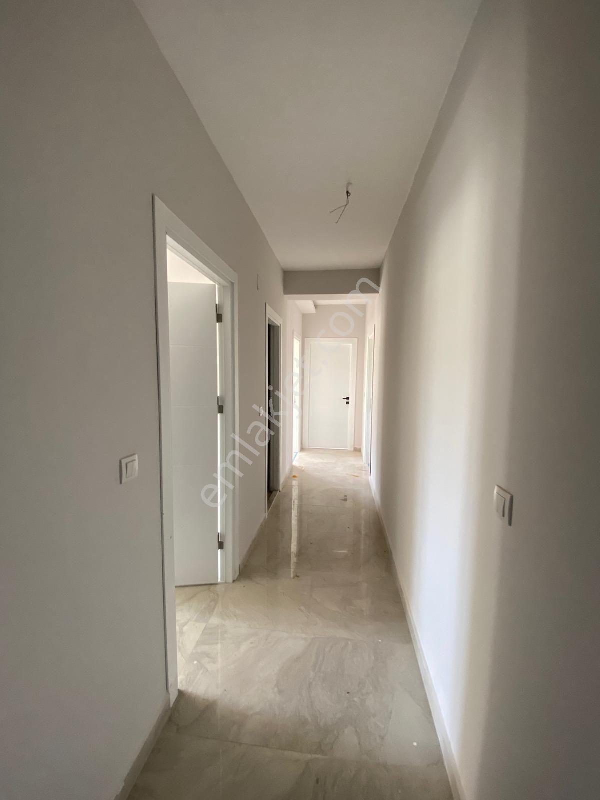 Kabasakalda Site İçerisinde 9 Katlı Binada Sıfır 3+1 Çiftbanyo Uygun Fiyatlı Geniş Kapalı Mutfaklı - Görsel 18