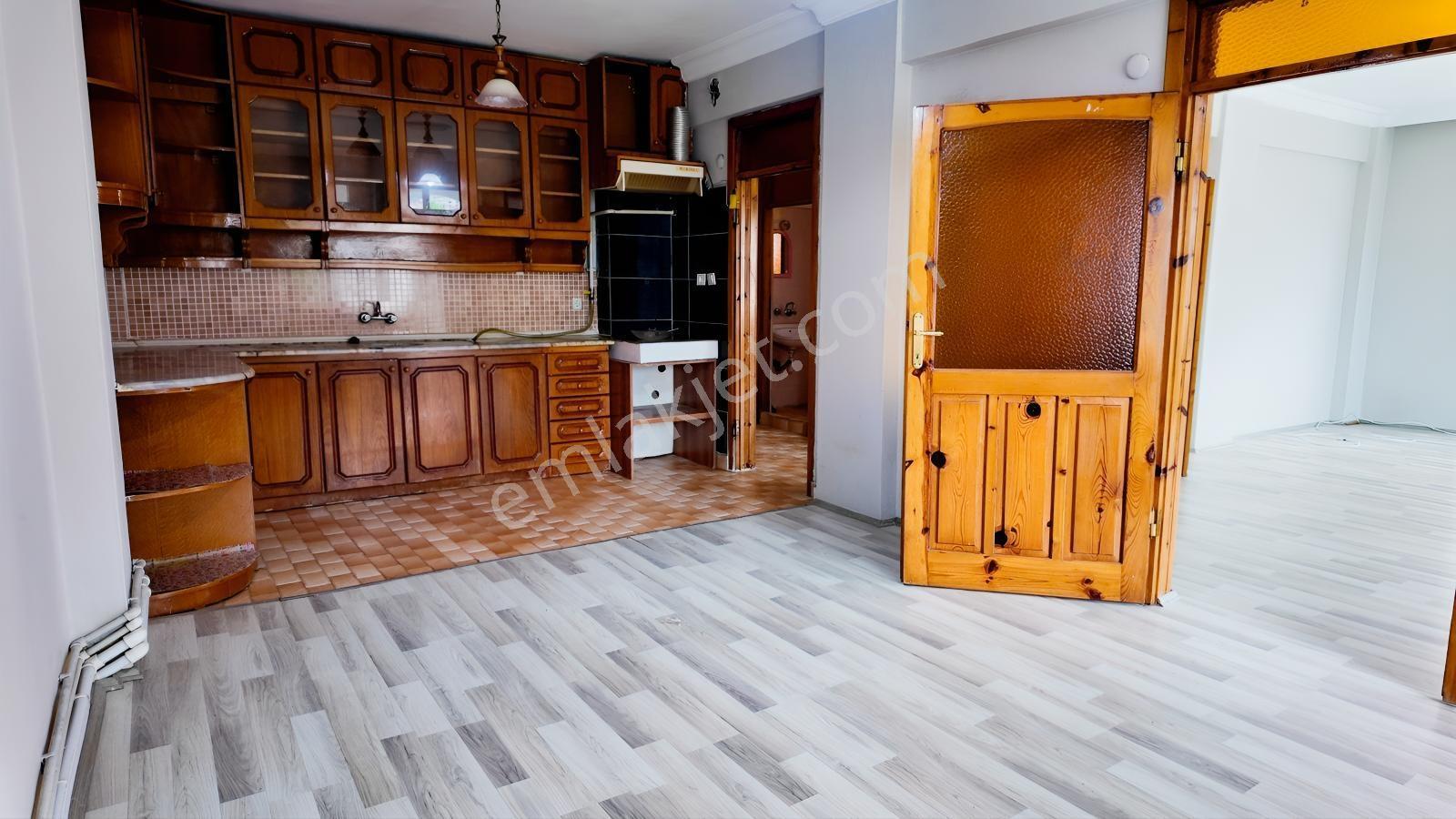 Eğitim Araştırma Hastanesi Yanında, Kiralık 3+2 Geniş Daire - Görsel 11