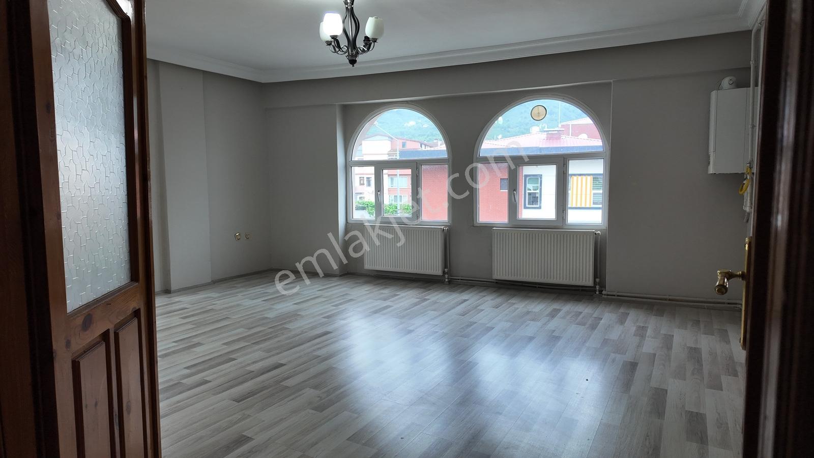Eğitim Araştırma Hastanesi Yanında, Kiralık 3+2 Geniş Daire - Görsel 2