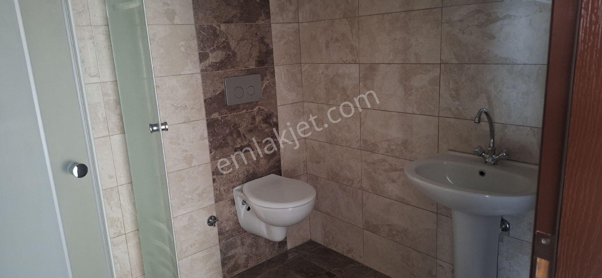 Şahinoǧlu Emlaktan Trabzon O.hisar Y.tepede, ,deniz Manzaralı 1+1 Kiralık Daire - Görsel 18